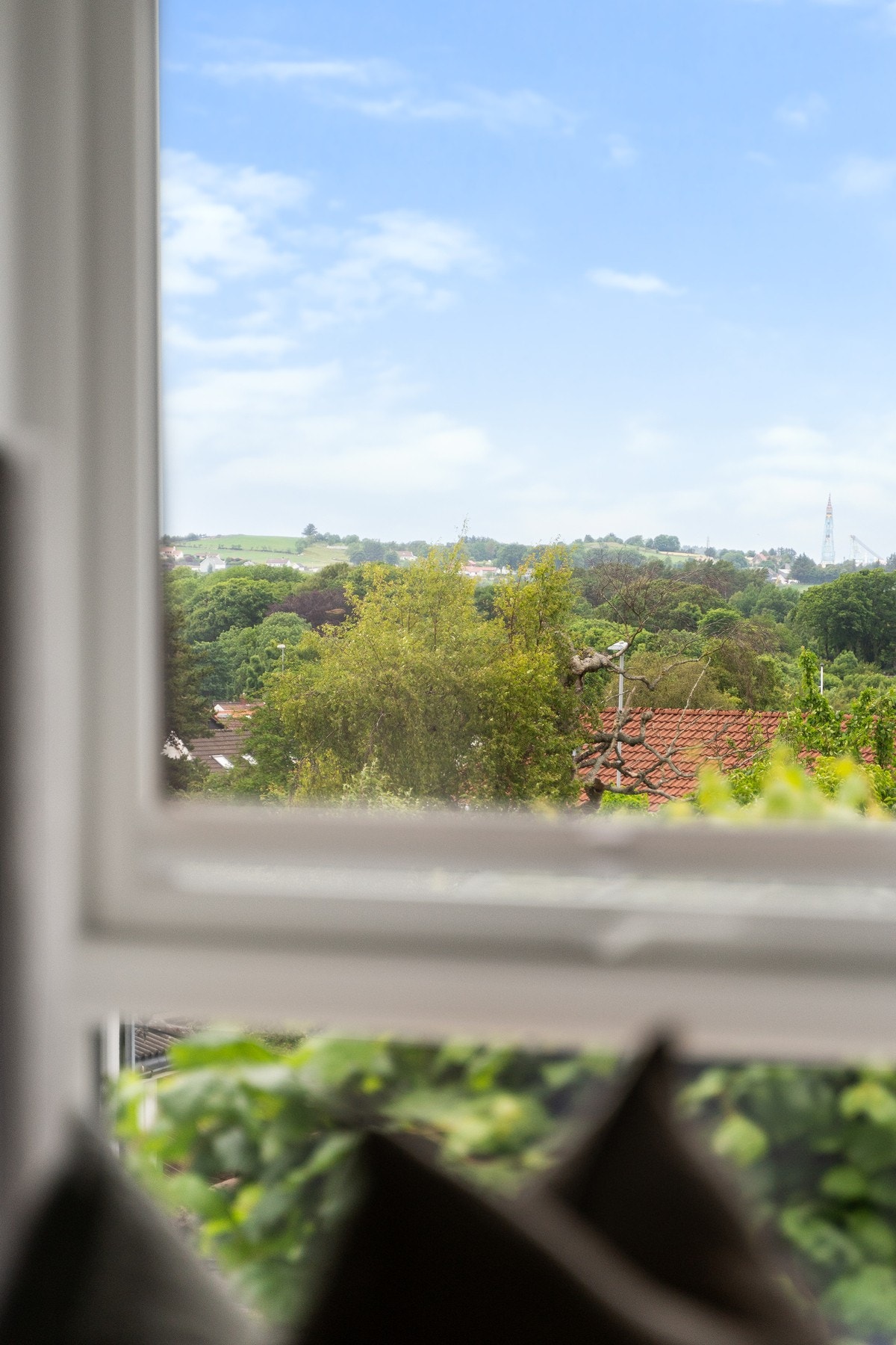 Hele 2. etajse har en luftig utsikt over omgivelsene. Galleribilde