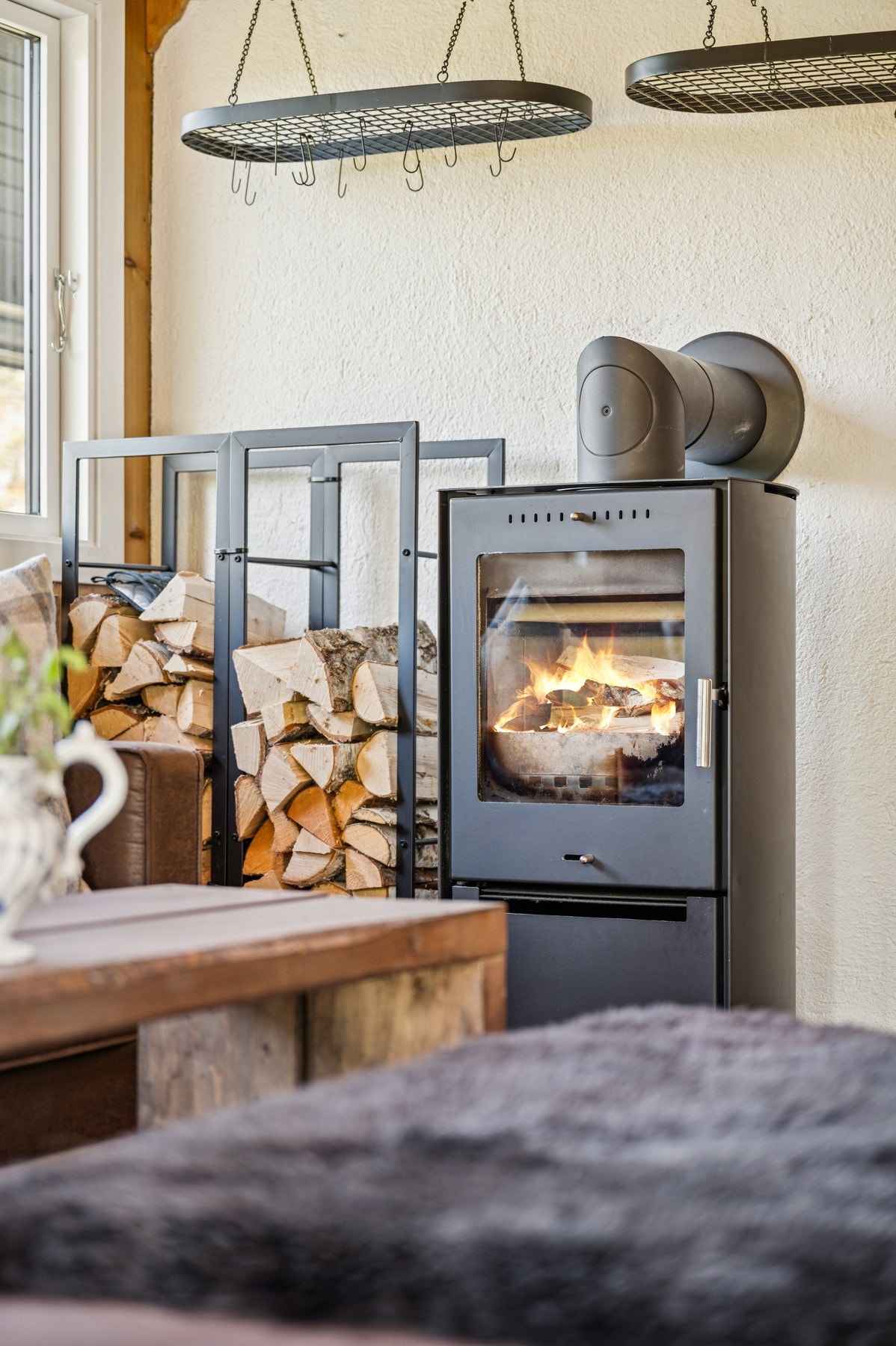 Peisen bidrar til ekstra varme og hygge på kalde vinterdager. Galleribilde