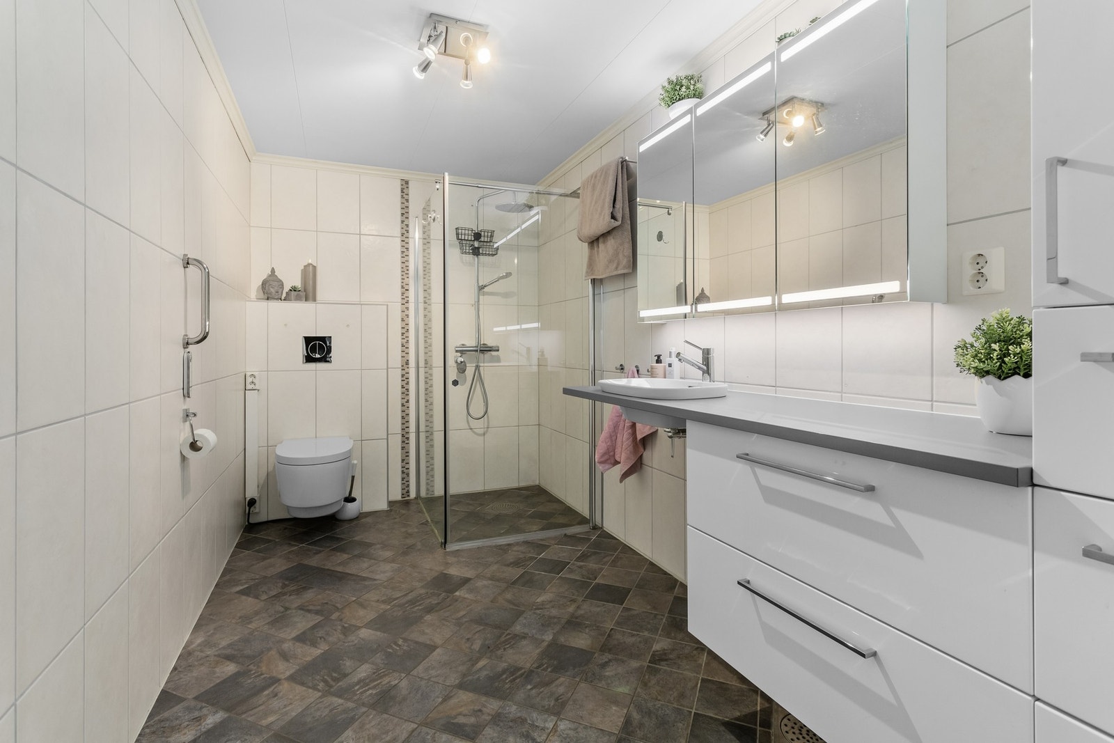 Bad på 6,5m². Galleribilde