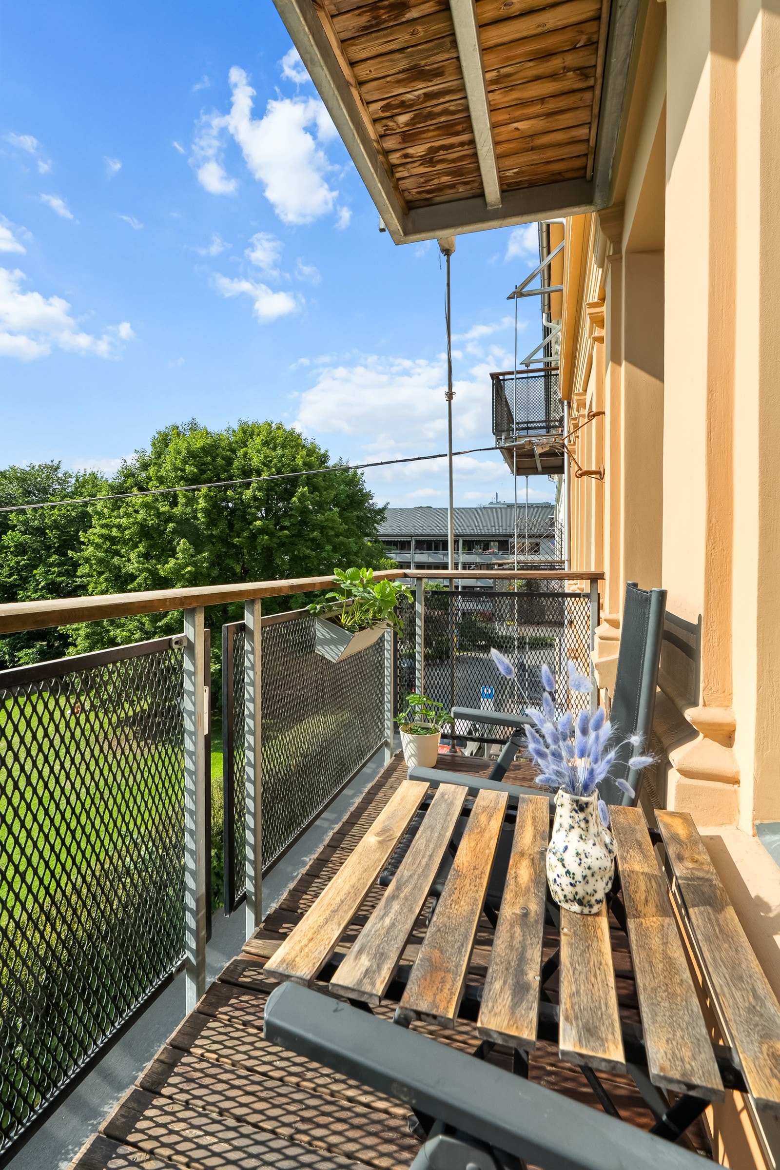 Du har plass til sittegruppe, beplantning og lignende. Galleribilde