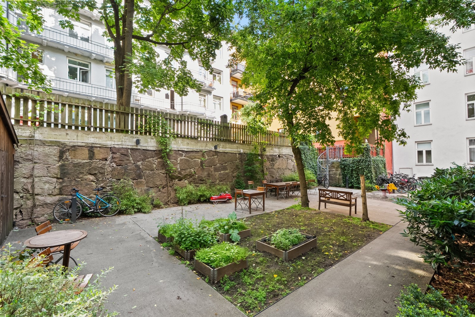 Leiligheten disponerer i tillegg en kjellerbod på 7m². Galleribilde