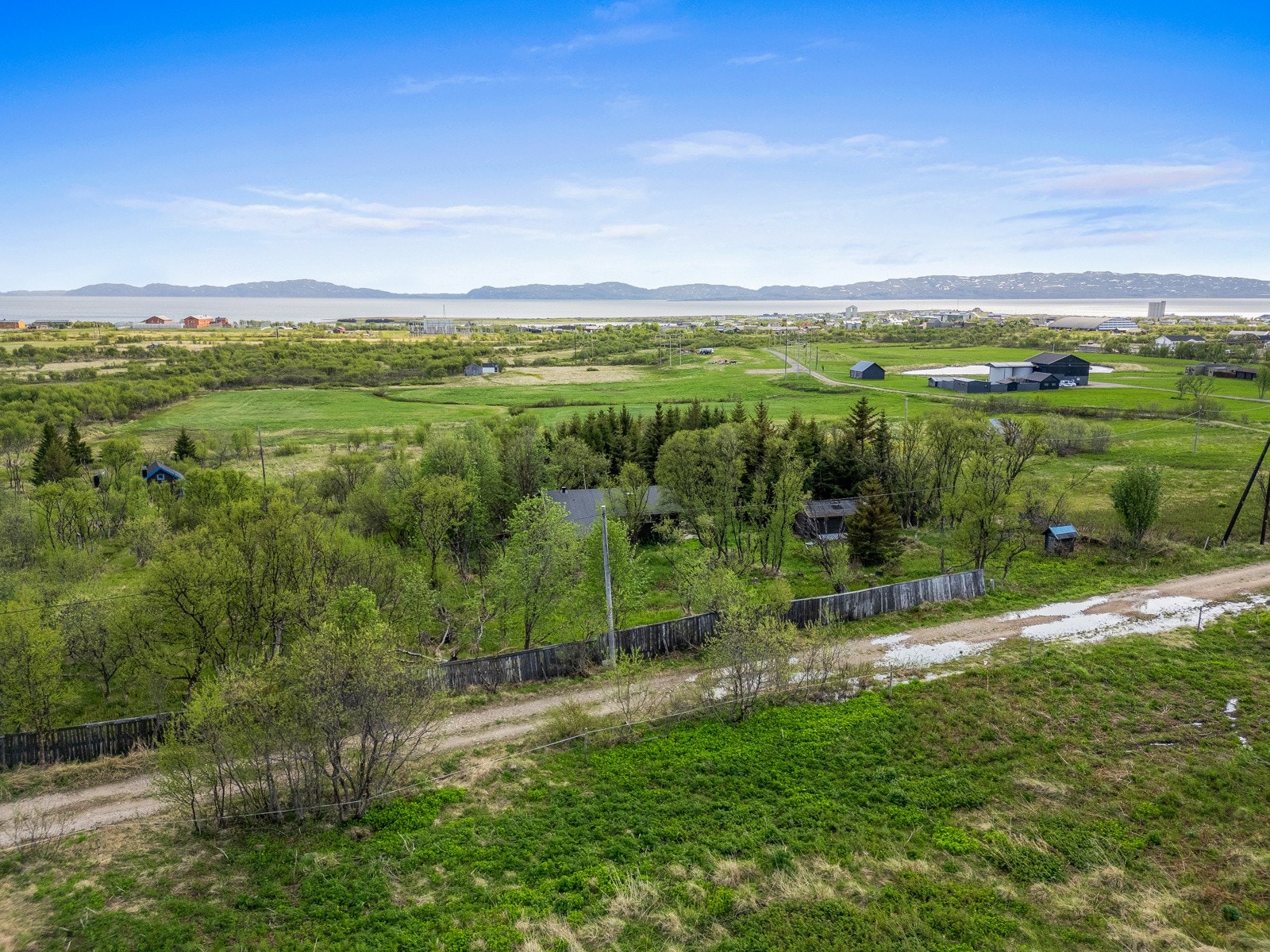 Velkommen til denne store, bynære fritidseiendommen! Galleribilde