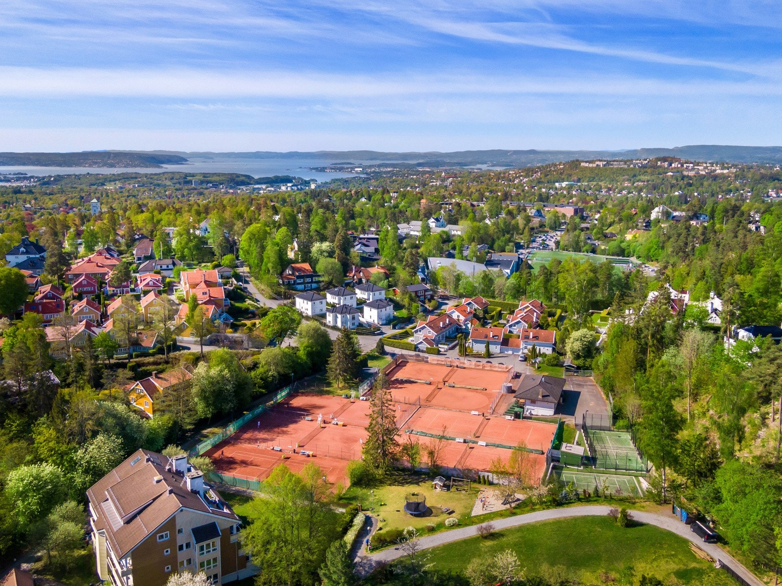 Heming Tennis Galleribilde