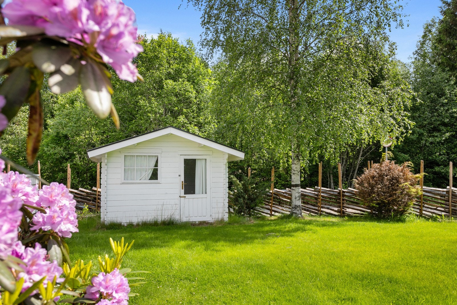 Dukkestue til glede for barna. Galleribilde
