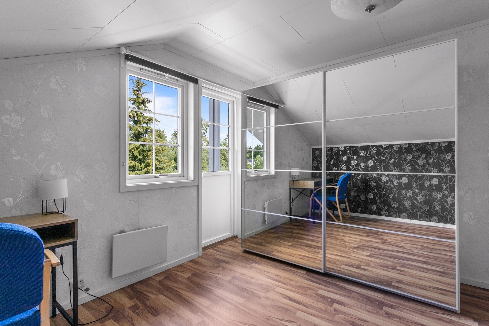 Soverom 8 har utgang til balkong. Galleribilde