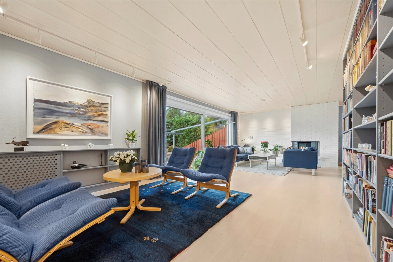 Stor og luftig stue. Galleribilde