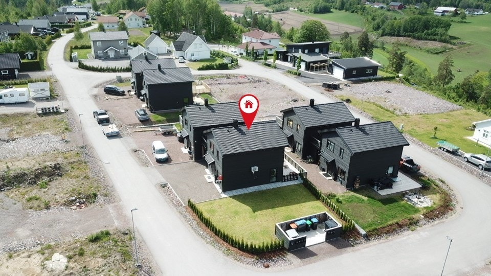 Velkommen til Heimdalsåsen 54 presentert av Aktiv Eiendomsmegling v/Kaia Hostvedt Dahle. Galleribilde