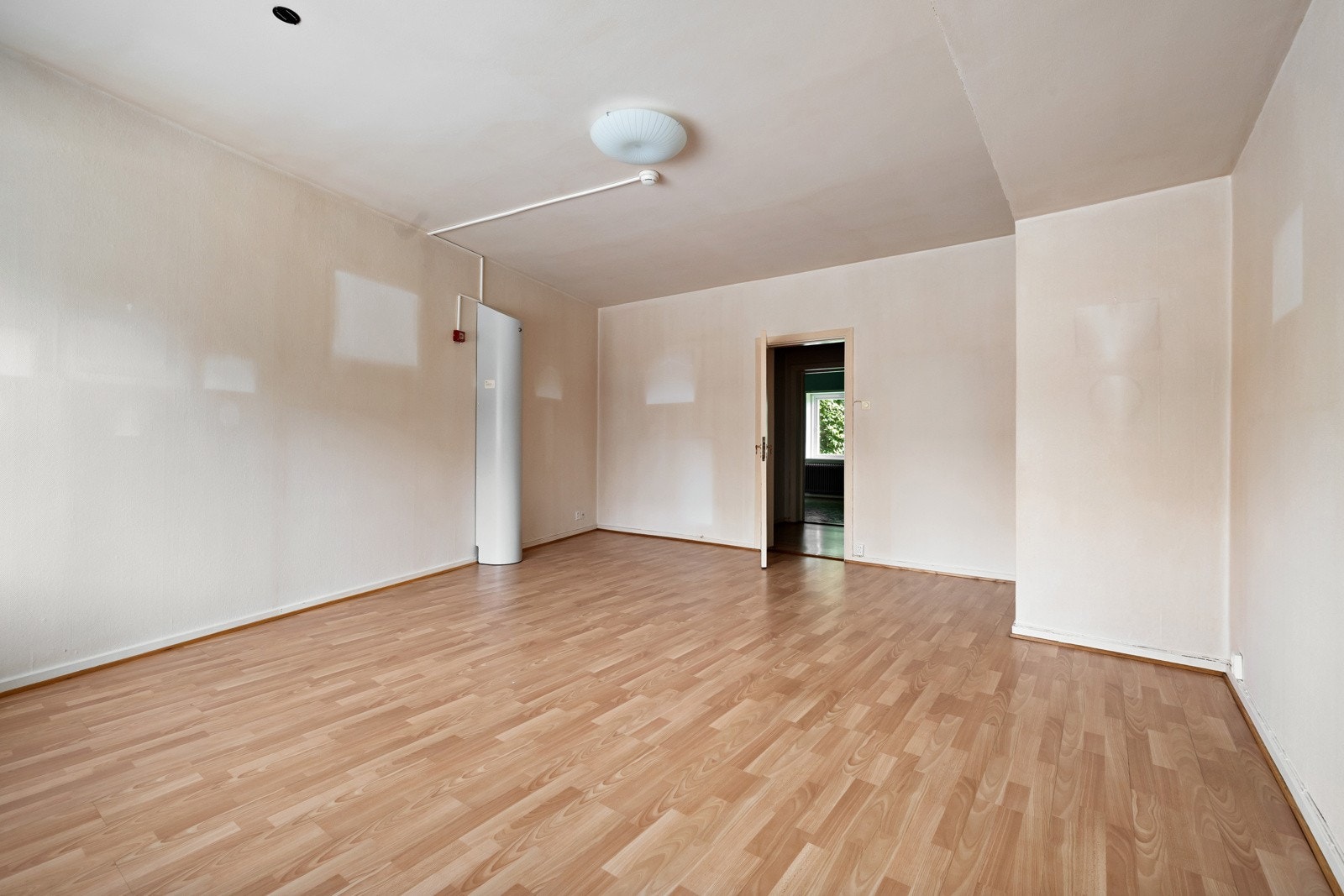 Leiligheten har eldre standard og det er behov for oppussing. Galleribilde