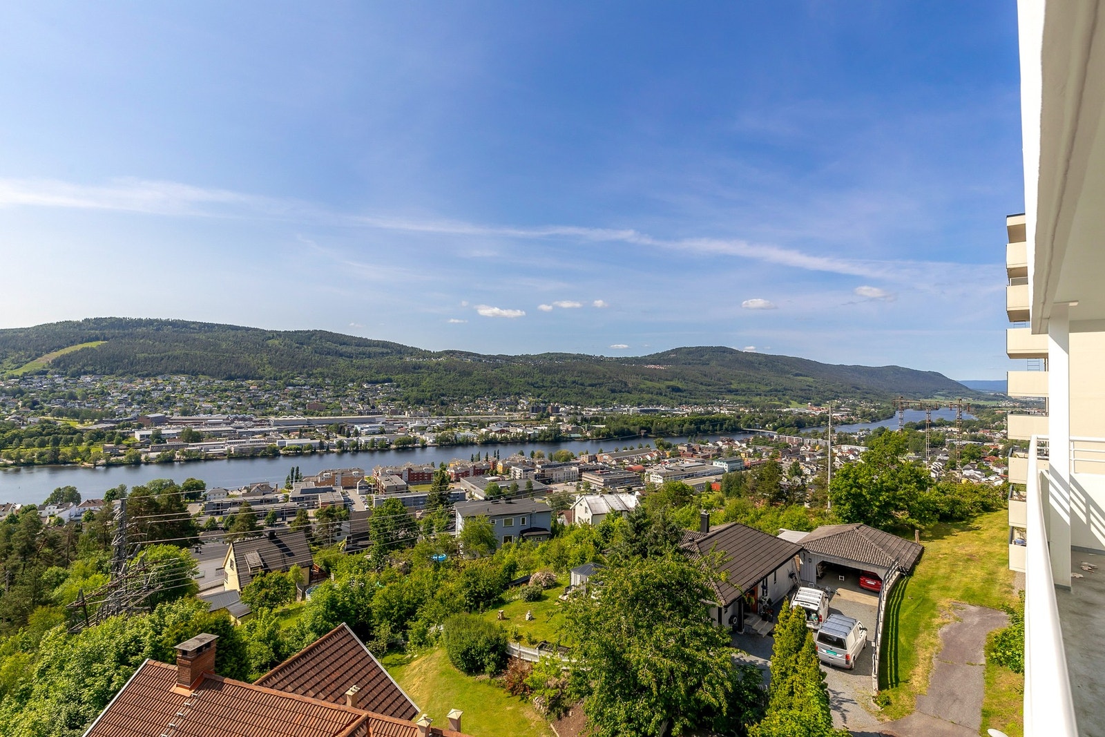 Fantastisk utsikt fra felles balkong Galleribilde