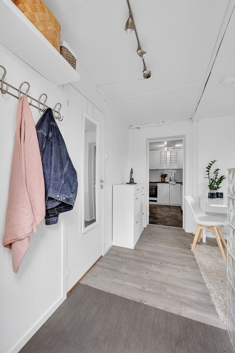 Inngang mot kjøkken Galleribilde