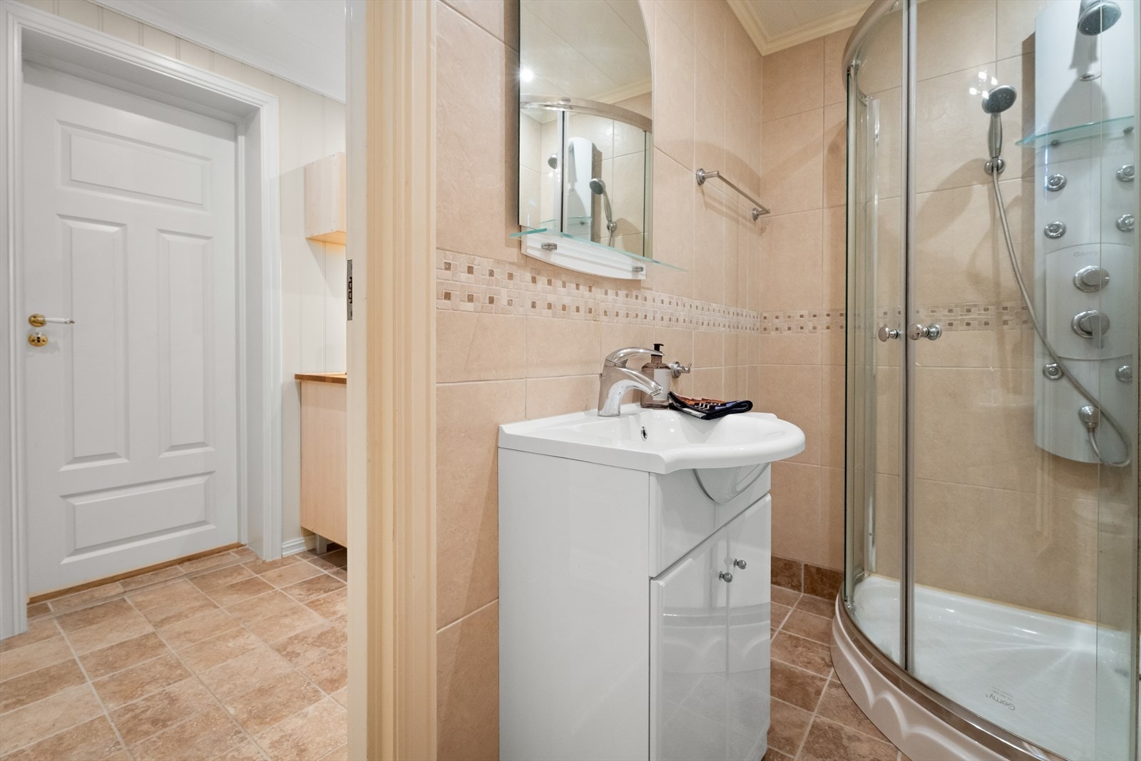 Baderom i første etasje. Galleribilde