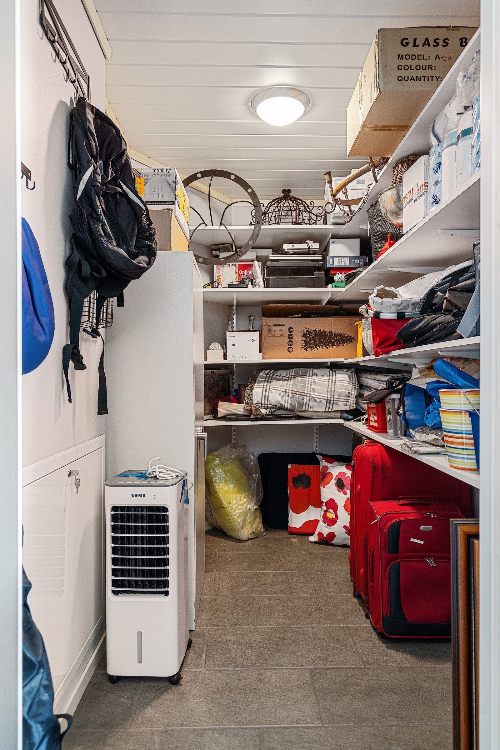 Det er flere boder i huset Galleribilde