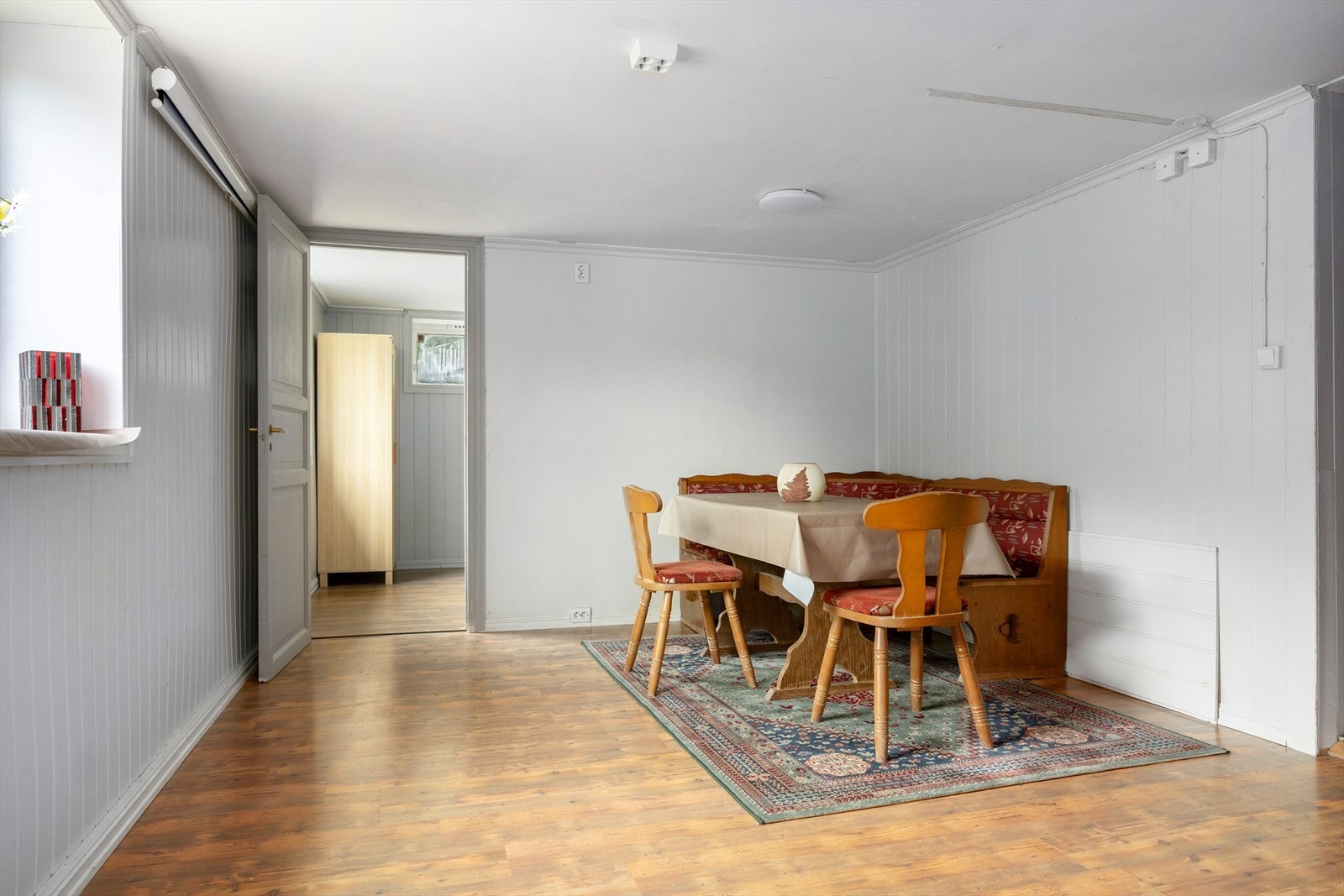 Stue i kjeller Galleribilde