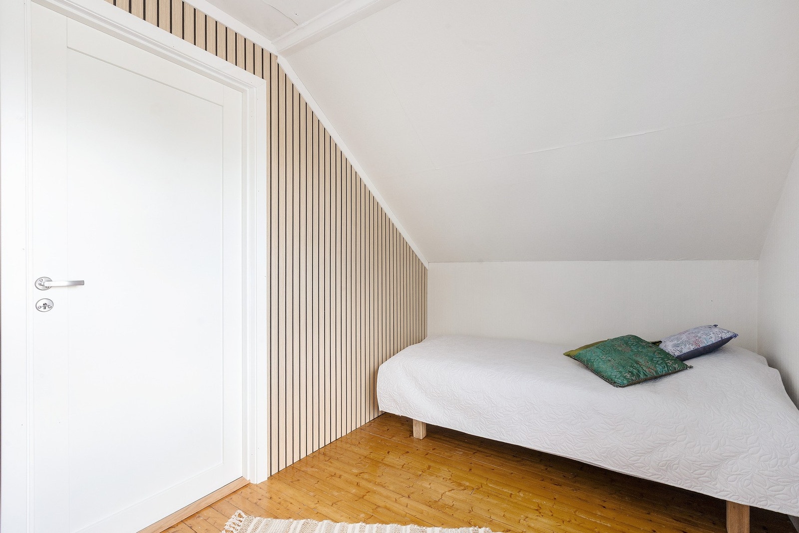 Ny vegg og dør fra juni 2025 Galleribilde