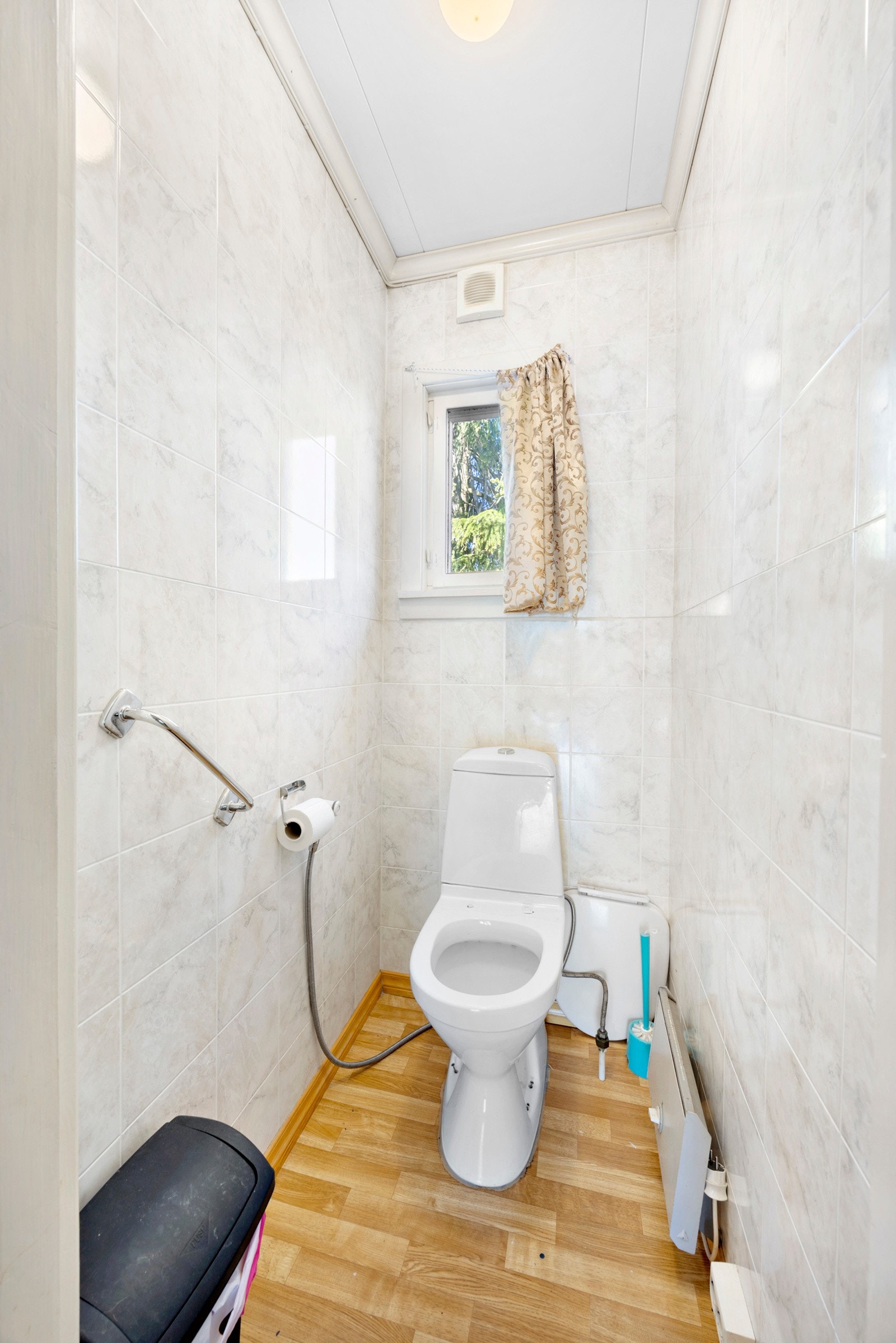 Praktisk med eget toalettrom Galleribilde