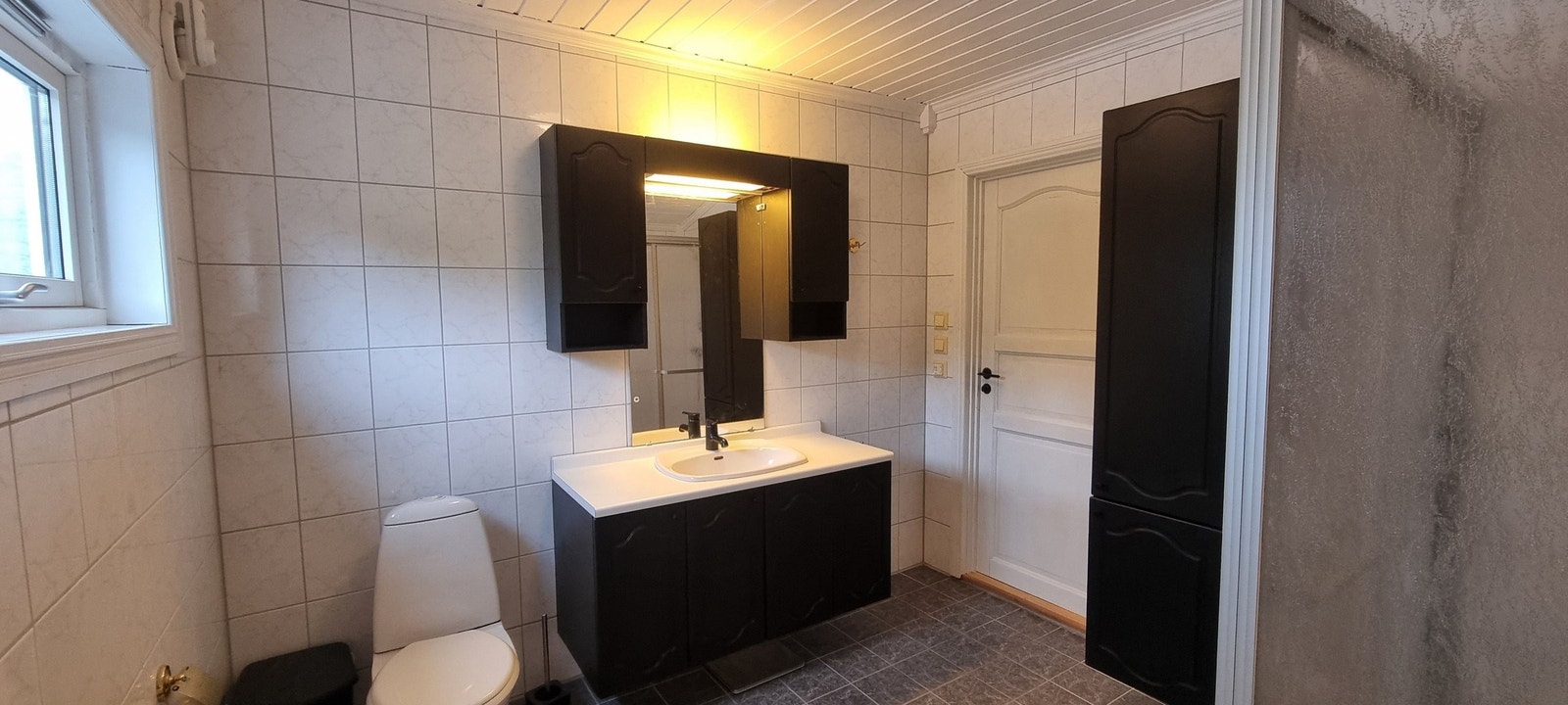 Bad i hovedetasje Galleribilde