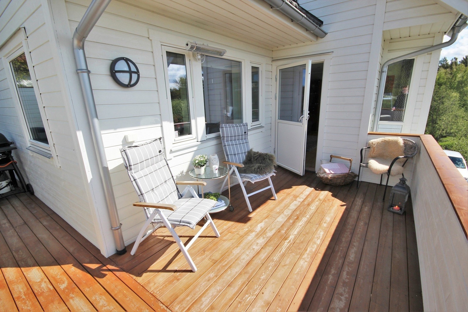 Terrassen er på hele 23,5 kvm. Galleribilde