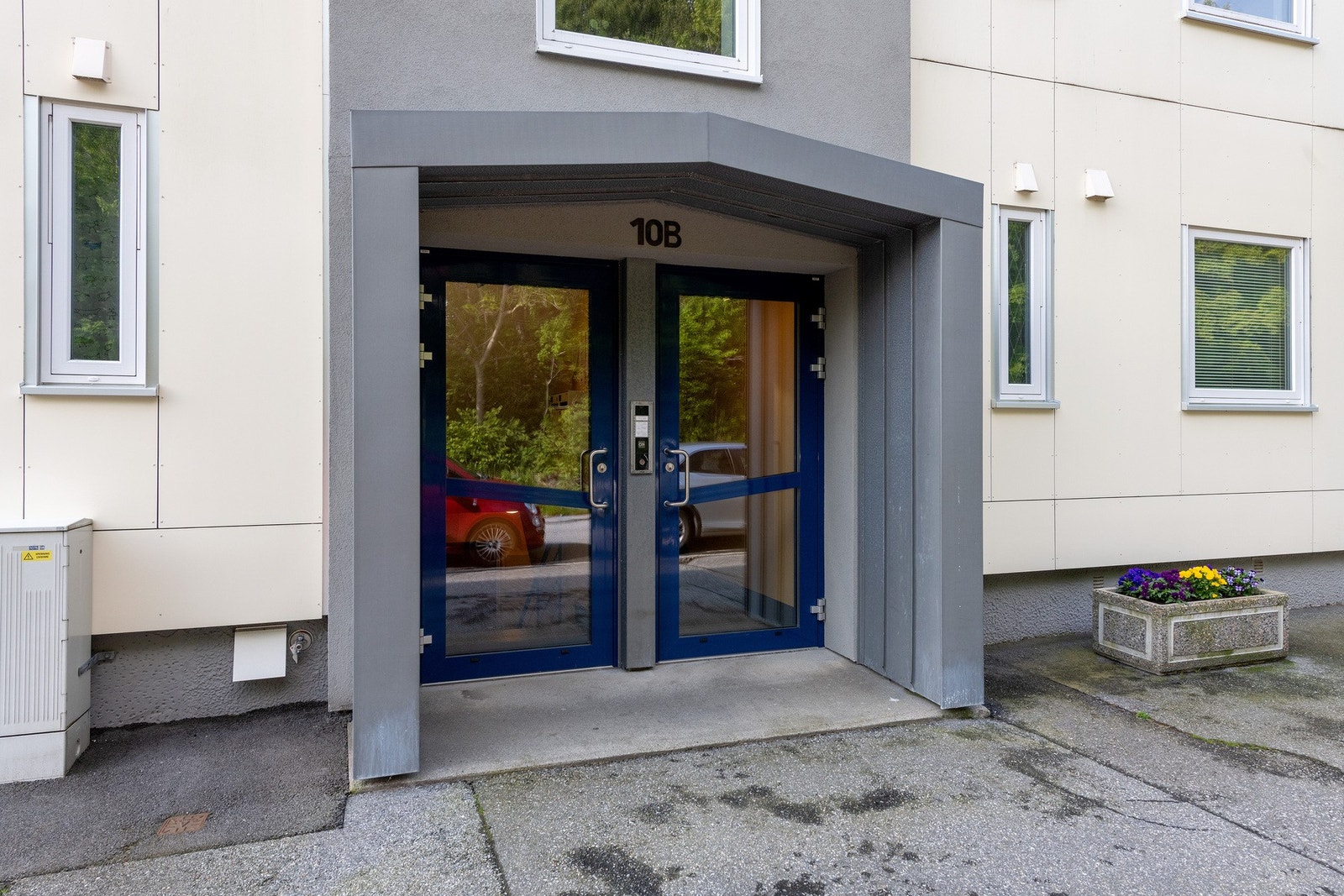 Inngangsparti. Galleribilde