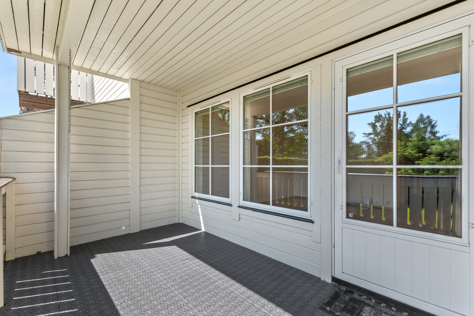 En lys og romslig 3-roms med sentral beliggenhet på Råholt. Galleribilde