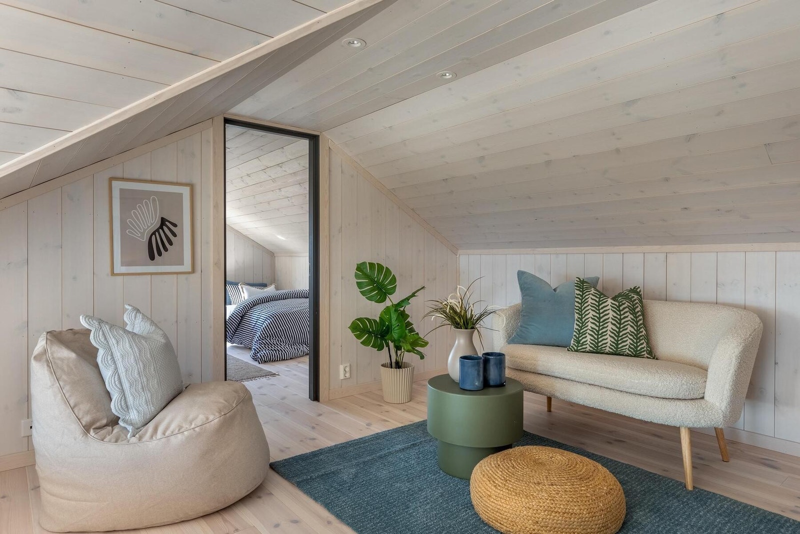 Hemsen har 3 rom. Foto fra en tilsvarende hytte, Polar 110. Galleribilde