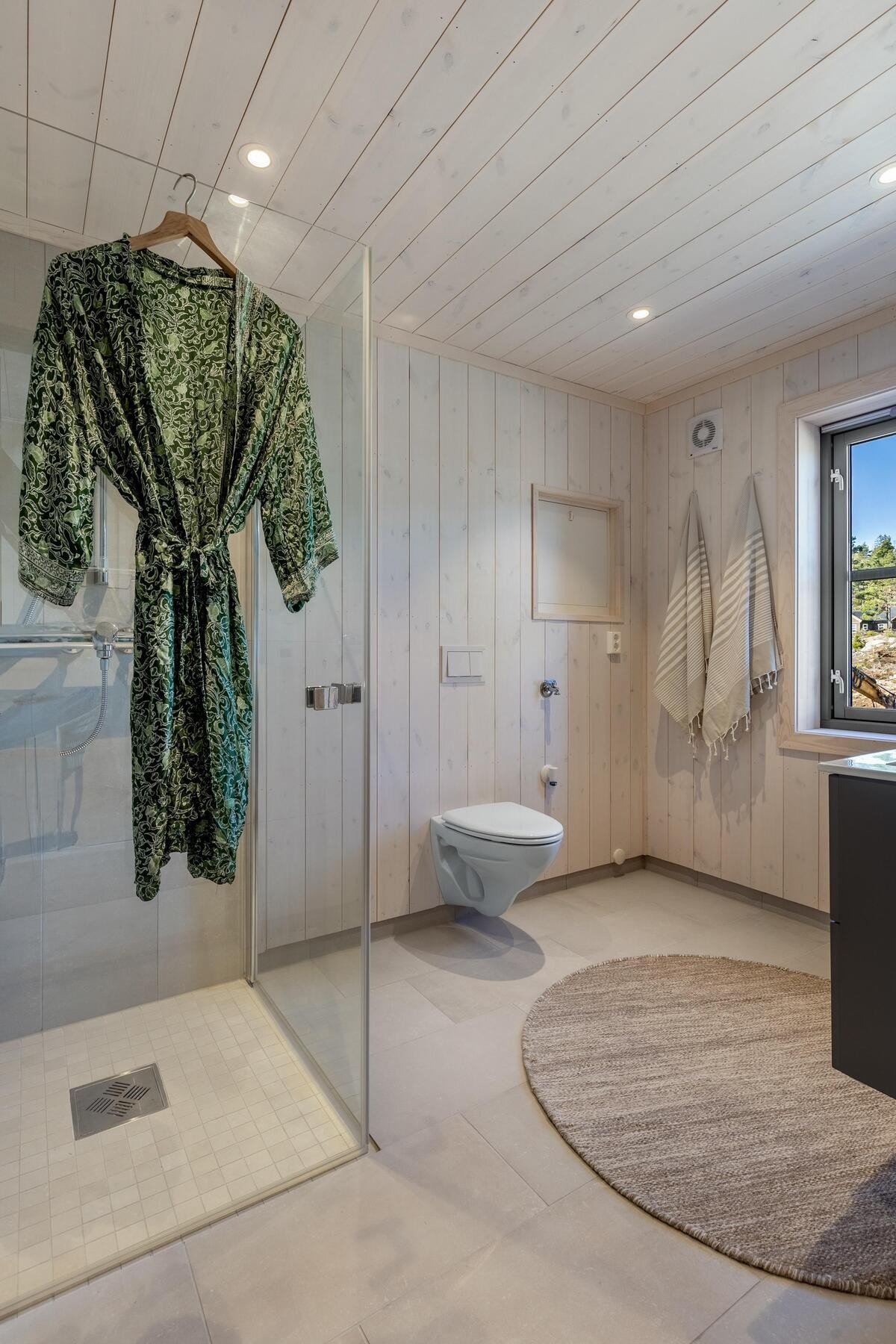 Foto fra bad i en tilsvarende hytte, Polar 110. Galleribilde