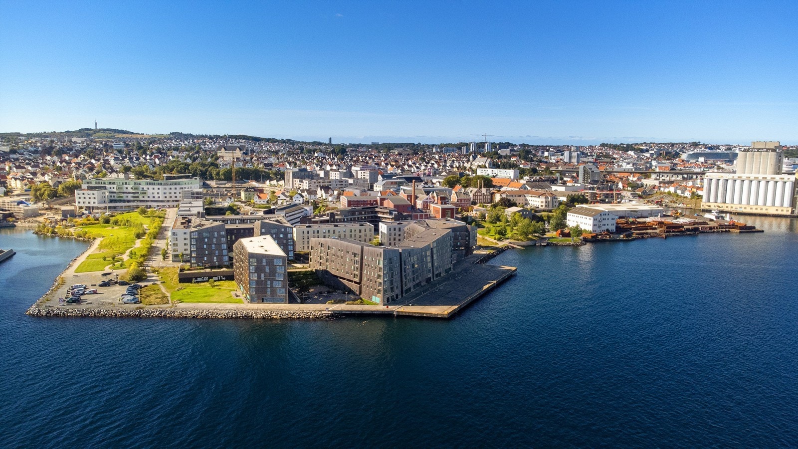 Bydelen Østre bydel, en kun kort gange fra Stavanger sentrum, er et område som har vokst mye de siste årene og det er stadig i utvikling. En av de mest urbane og populære bydelene i Stavanger. Galleribilde