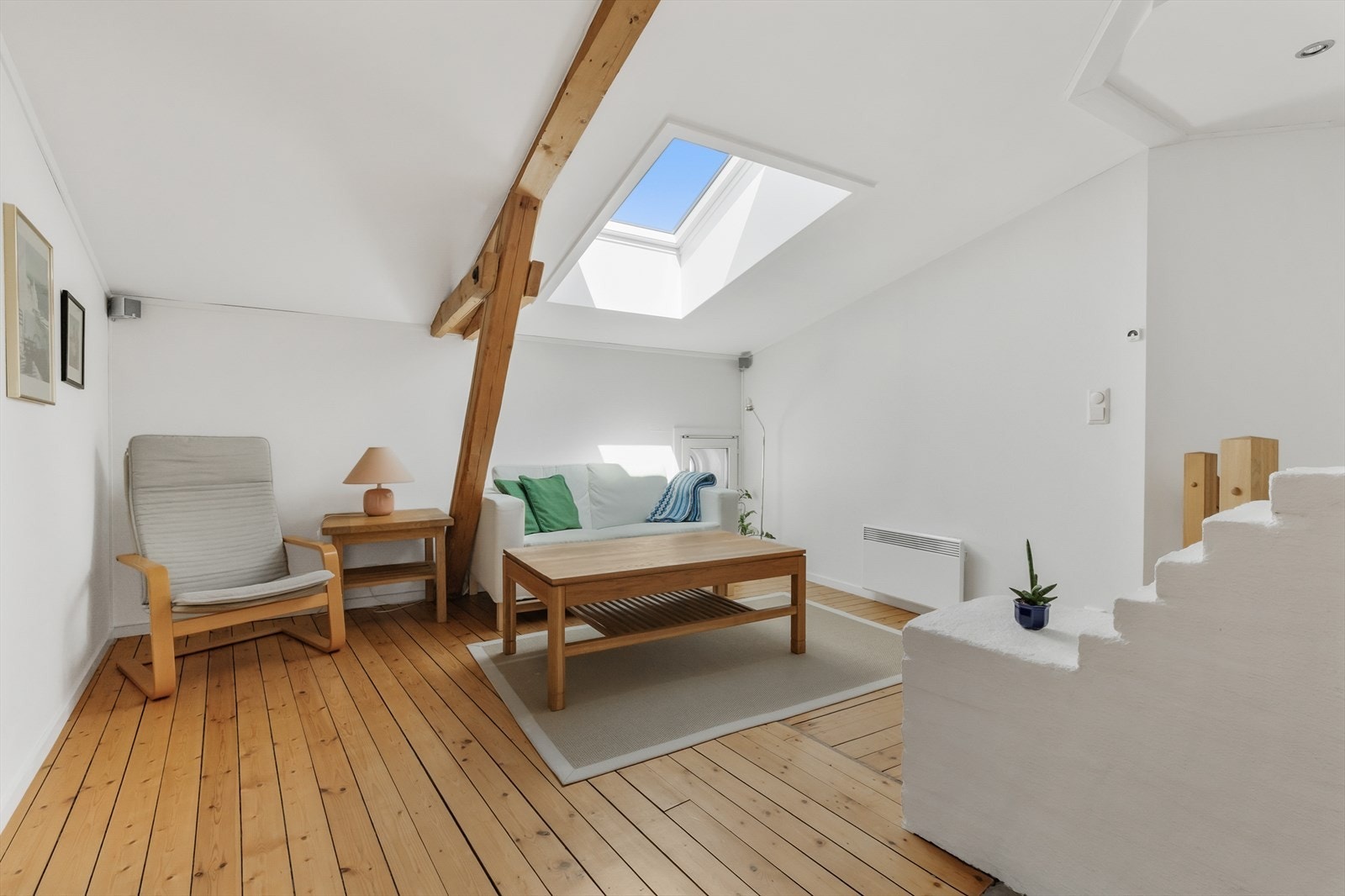 Fint takvindu slipper inn godt med lys Galleribilde