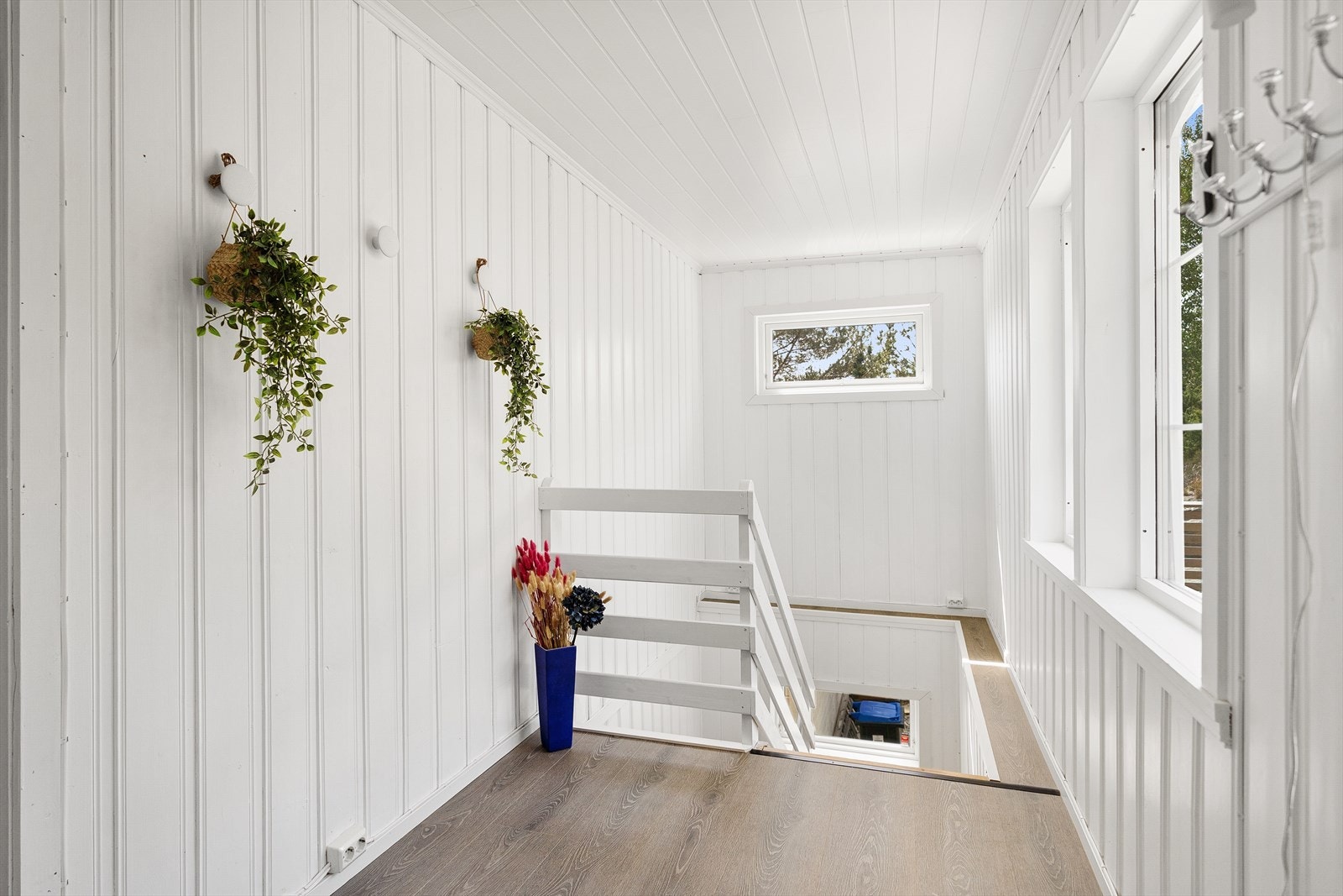 Trappegang ned til 1. Etasje Galleribilde