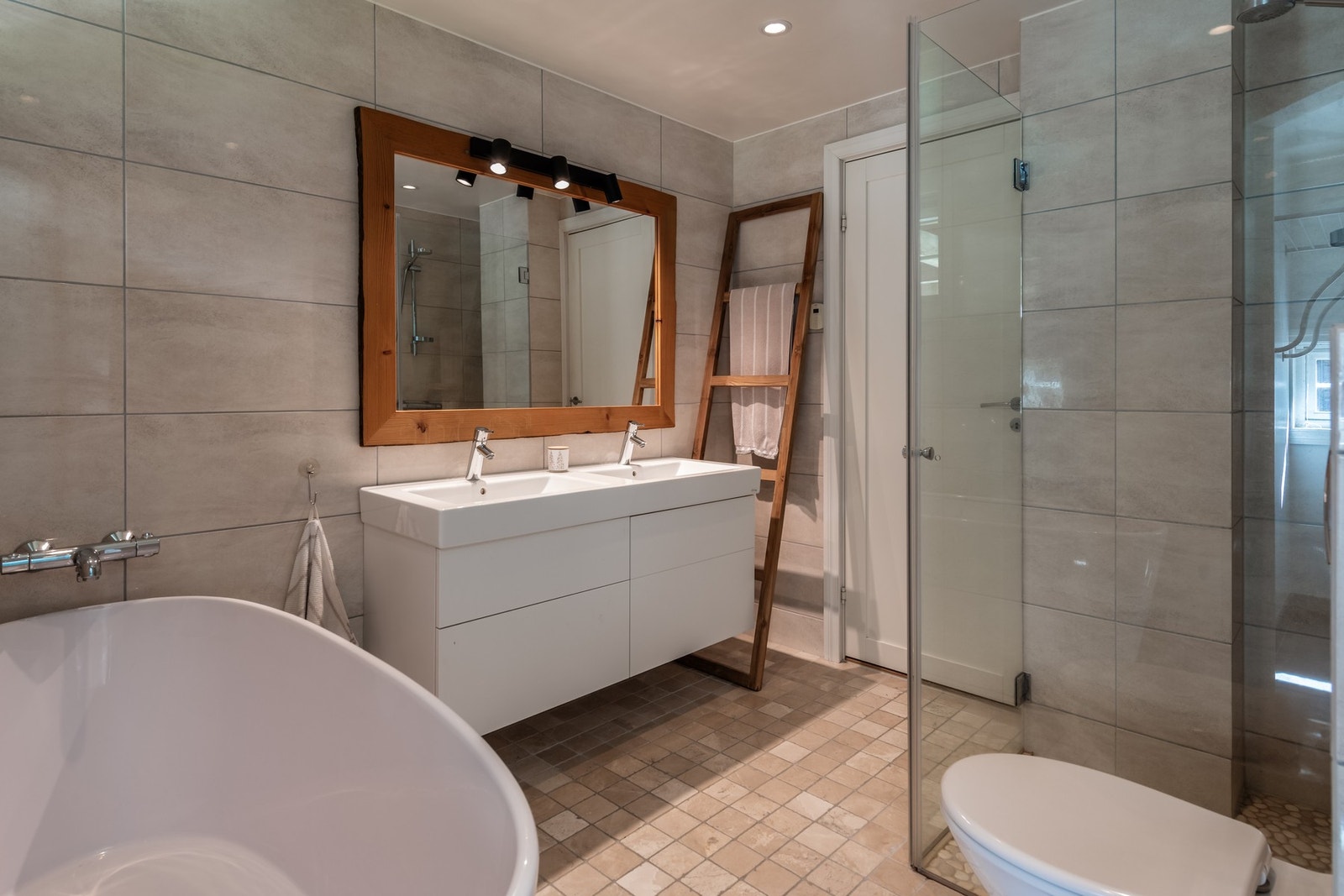 Luksuriøst bad der spa-feelingen kommer raskt Galleribilde