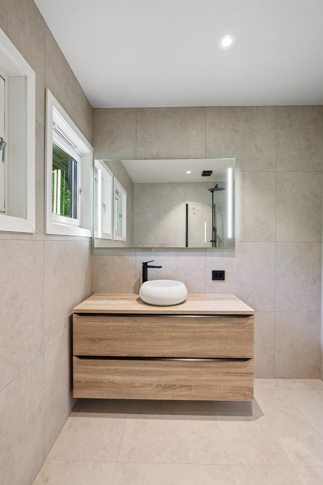 Nytt og lekkert bad Galleribilde