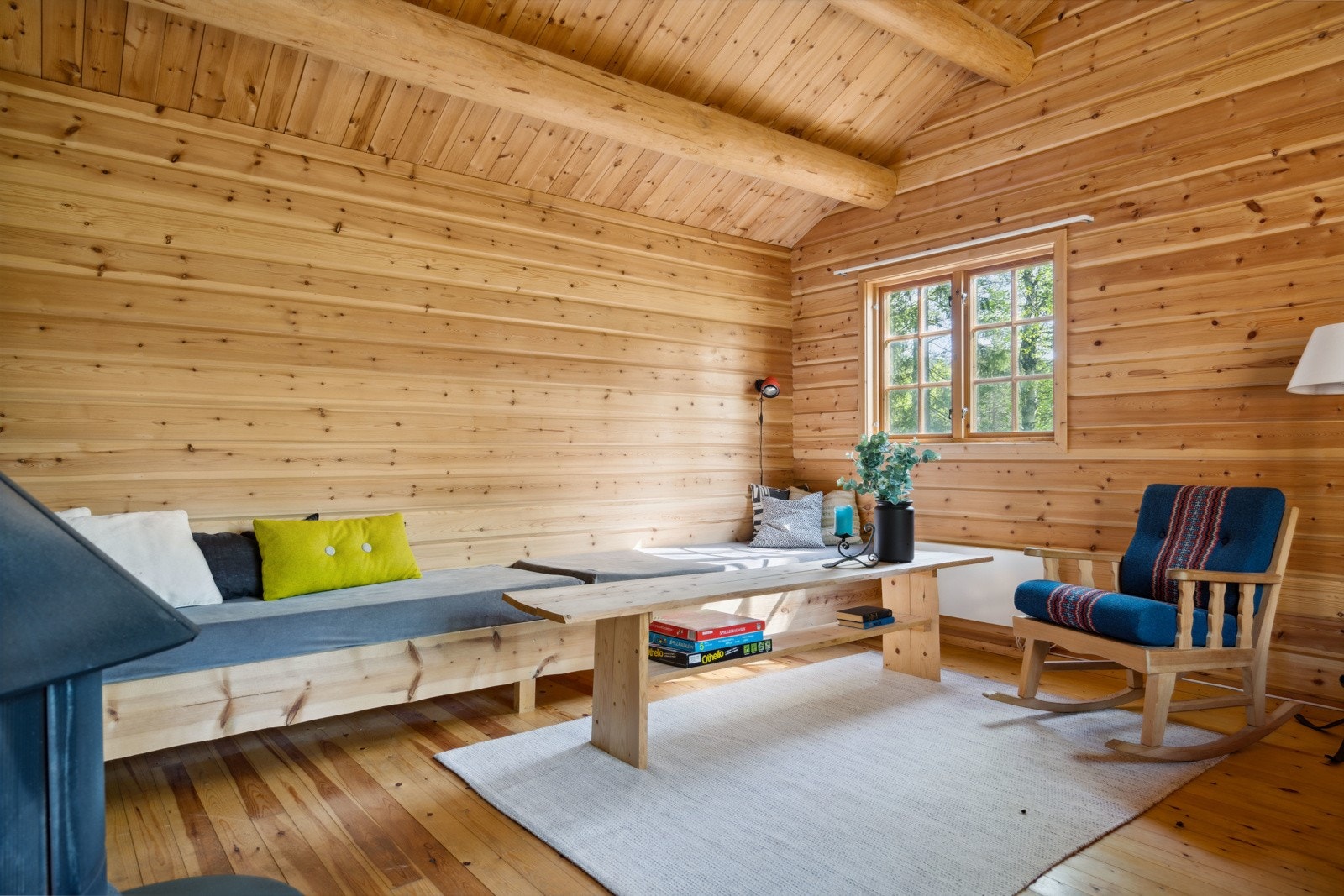 God plass til venner, familie og spillkvelder! Galleribilde