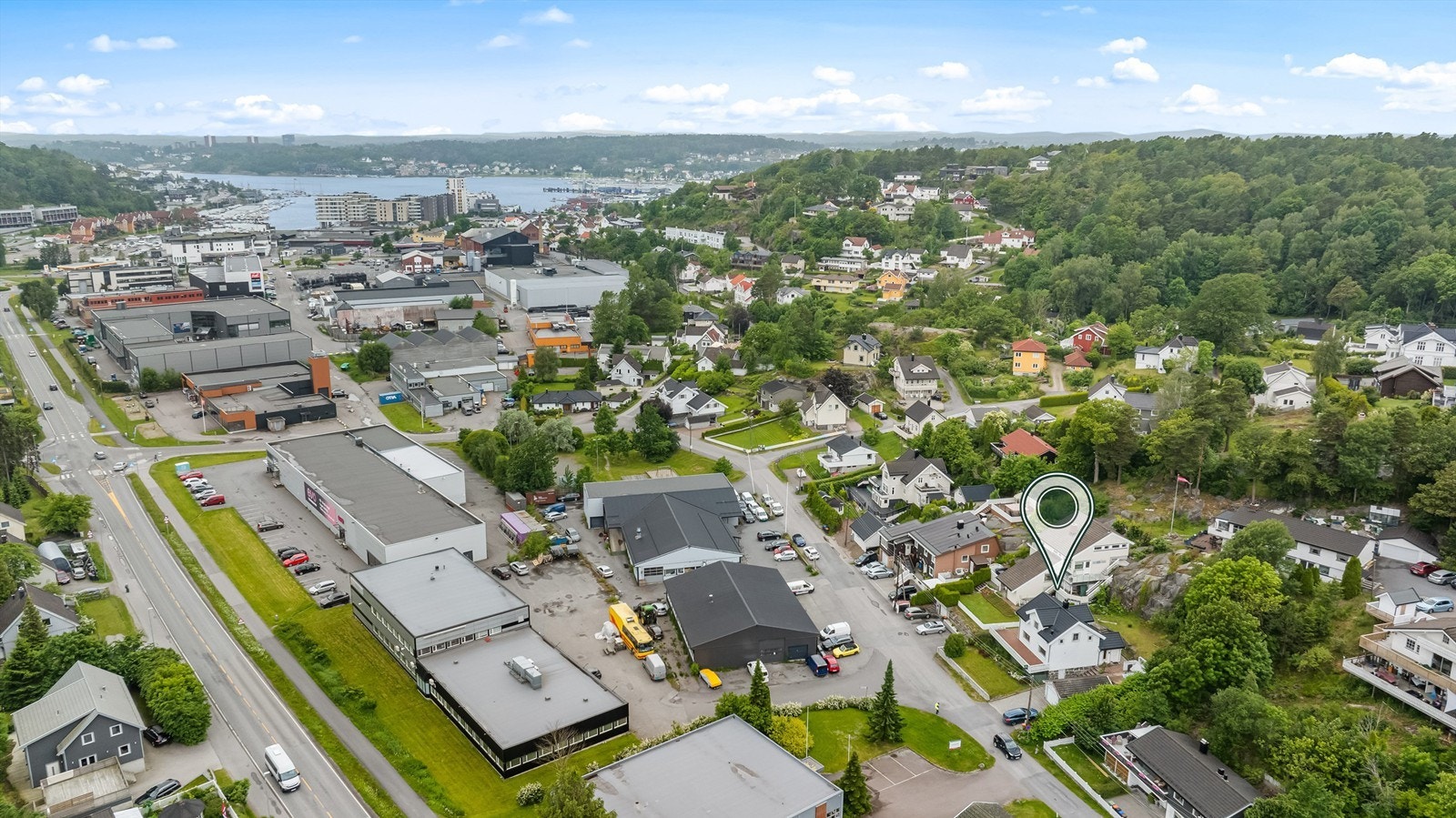 Kort vei til indre havn og fjorden Galleribilde