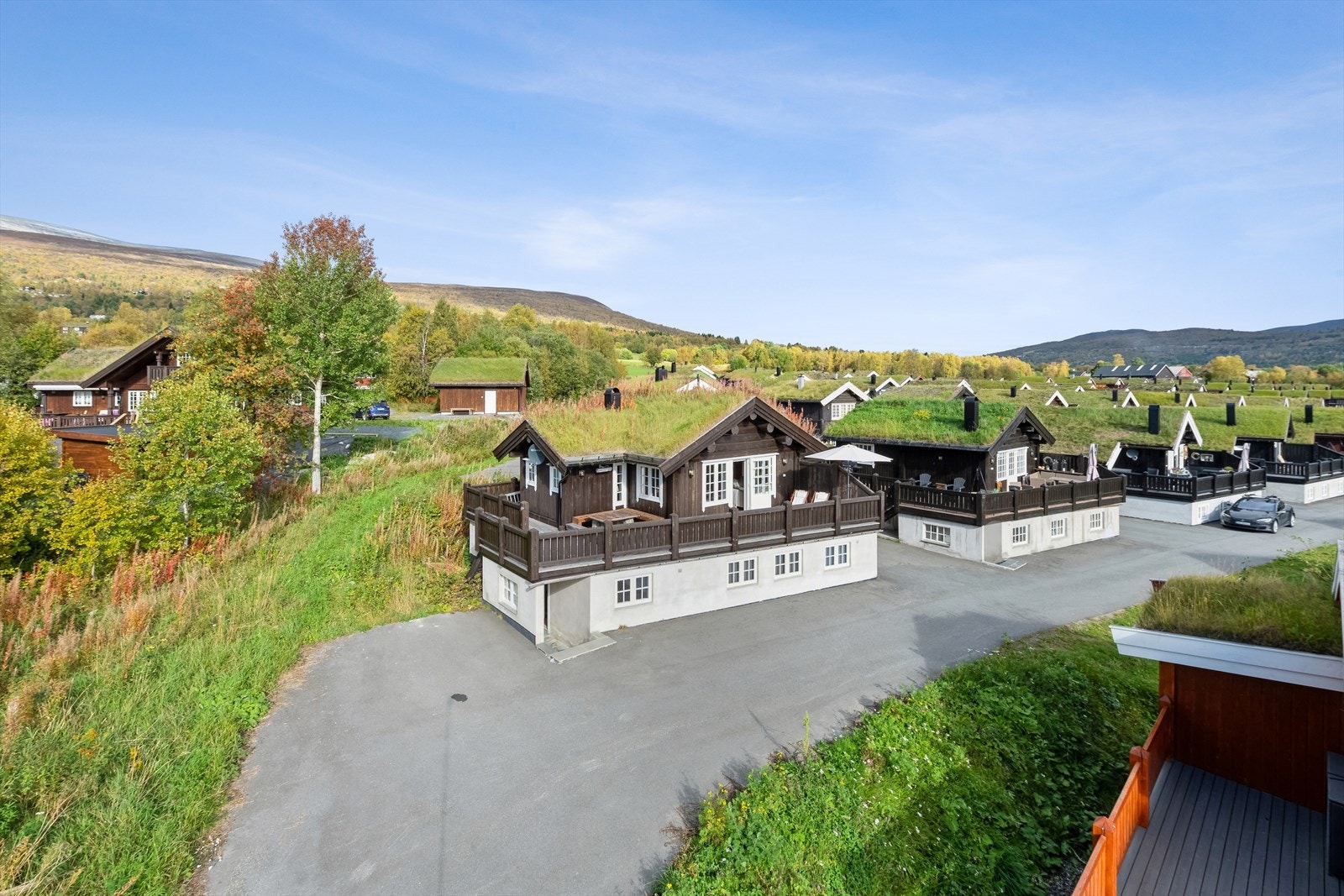 Innholdsrik og romslig hytte på endetomt mot vest i Breesgård Fritidsby Galleribilde