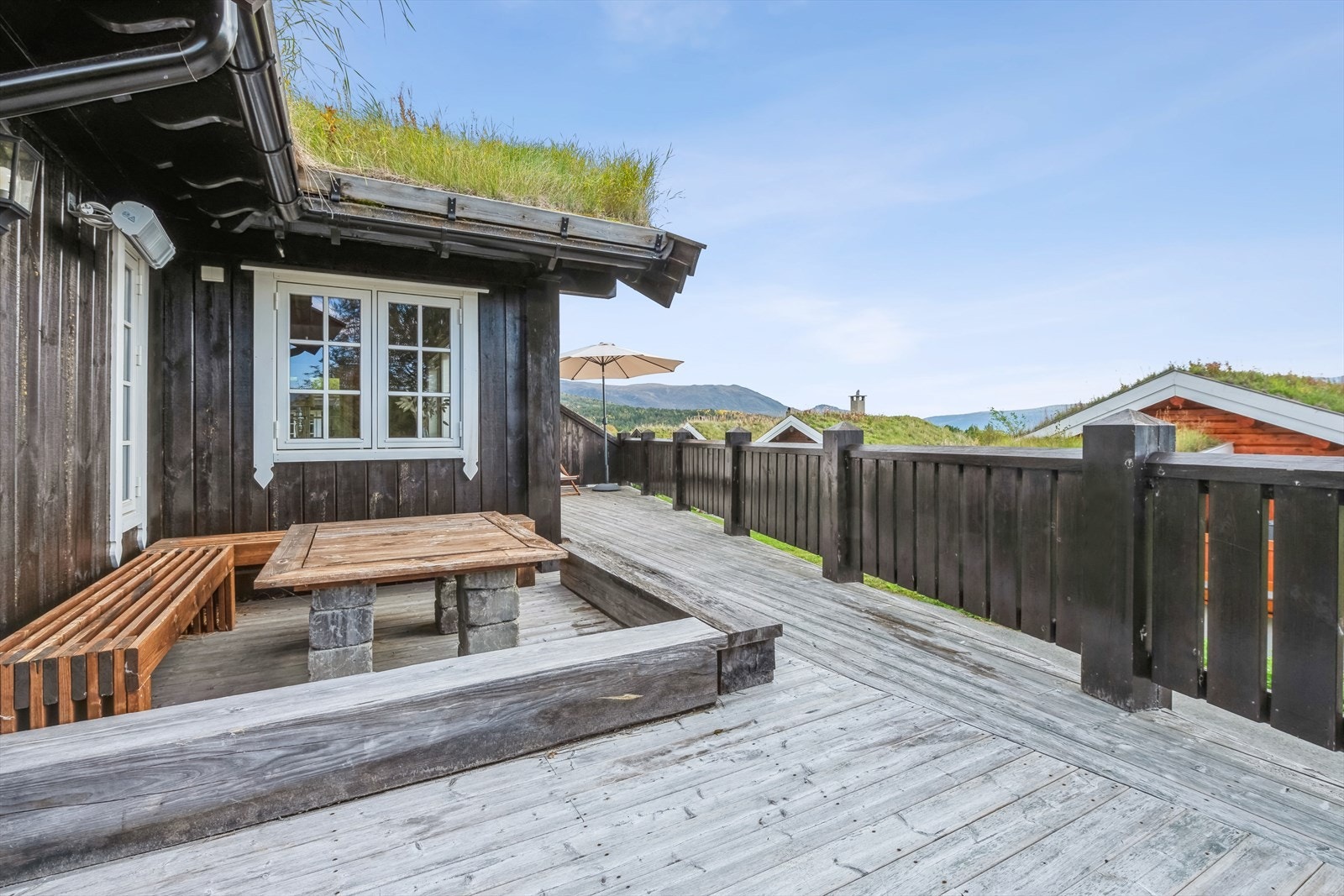 Lun, vestvendt sittekrok Galleribilde