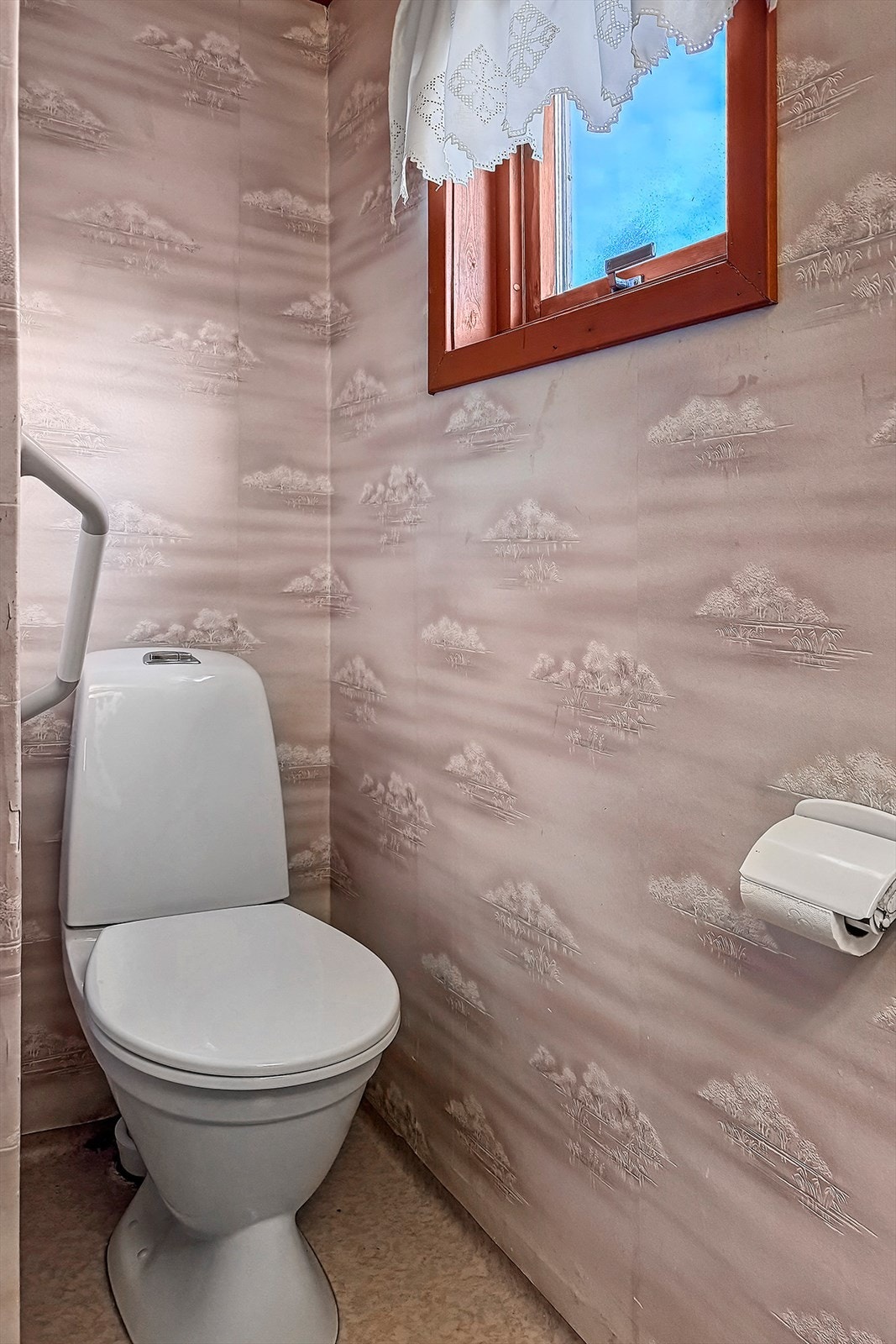 Toalett på bad - 1.etg. Galleribilde