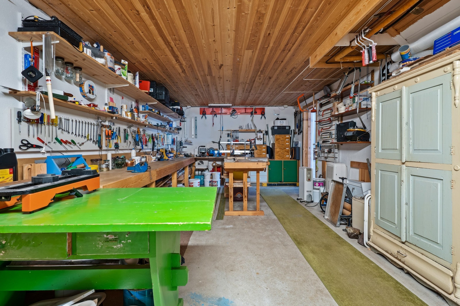 Hobbyrom i kjeller Galleribilde