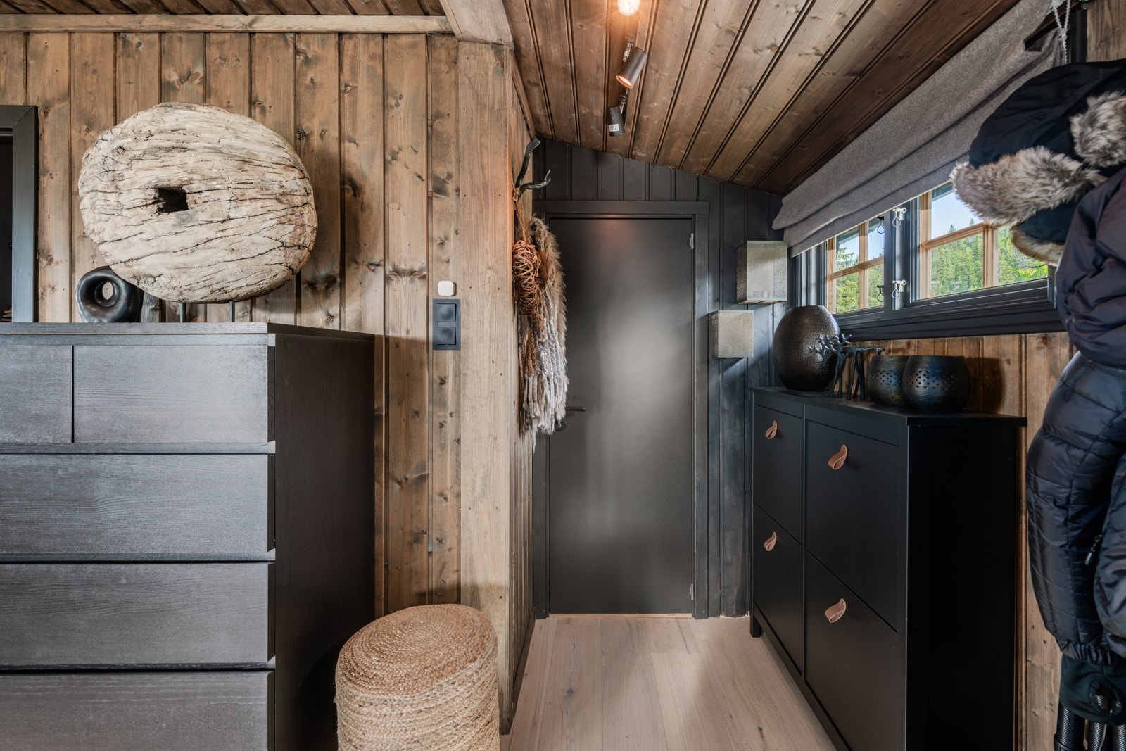 Nyoppusset inngangsparti i behagelige farger Galleribilde