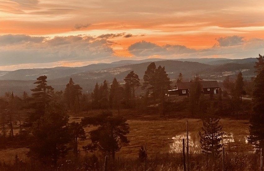 Fra verandaen kan solnedgangen nytes! (selgers private bilde) Galleribilde