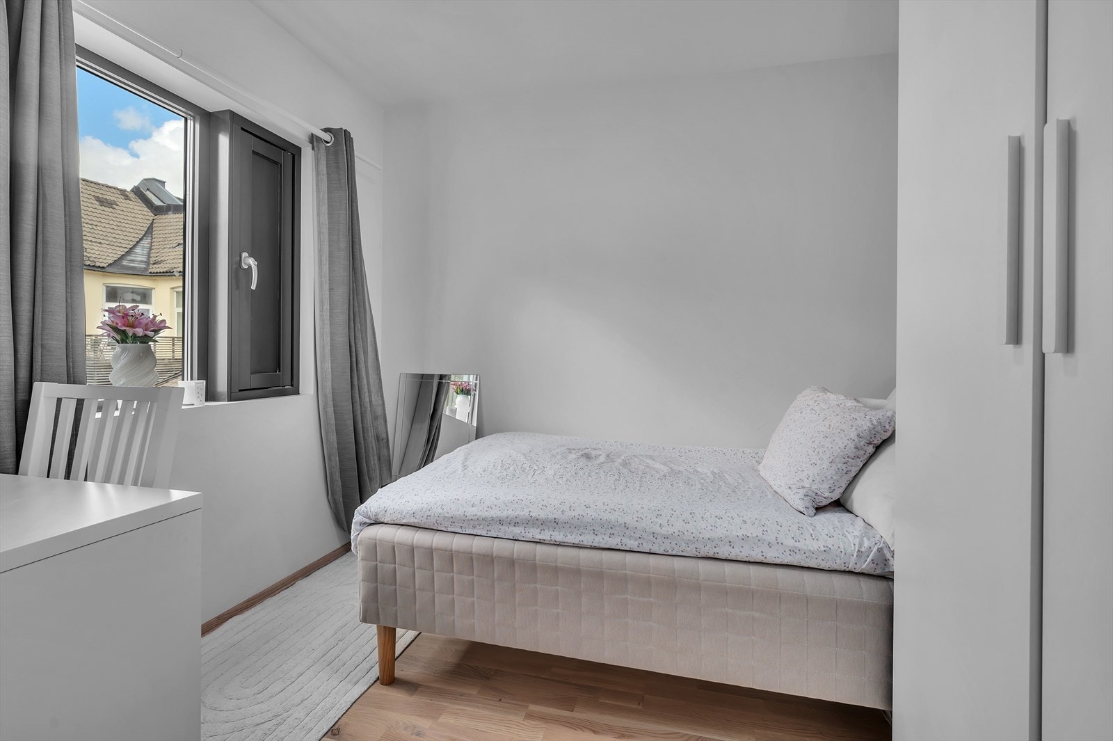 Soverom 2 av 3 Galleribilde