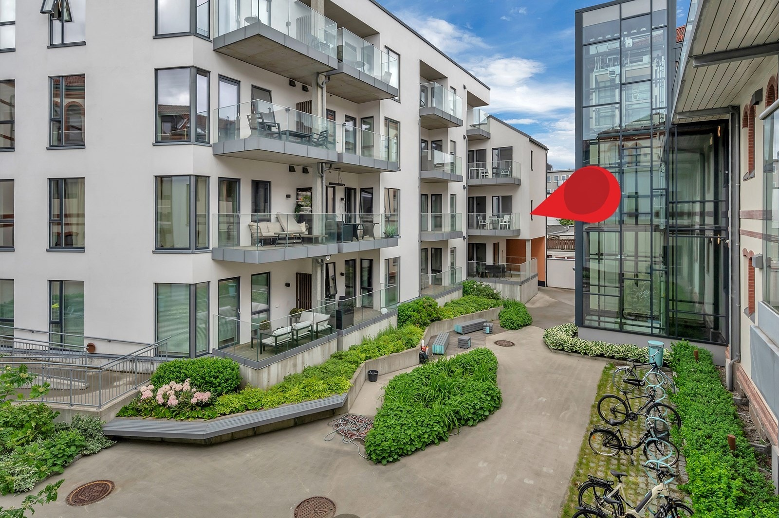 Velkommen til Dronningens gate 48 B, presentert av EiendomsMegler 1 v/Asgeir Odden Galleribilde