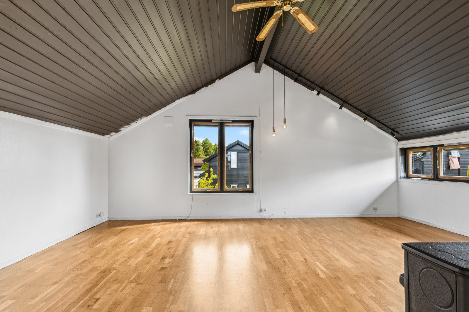 Stue 2.etasje Galleribilde