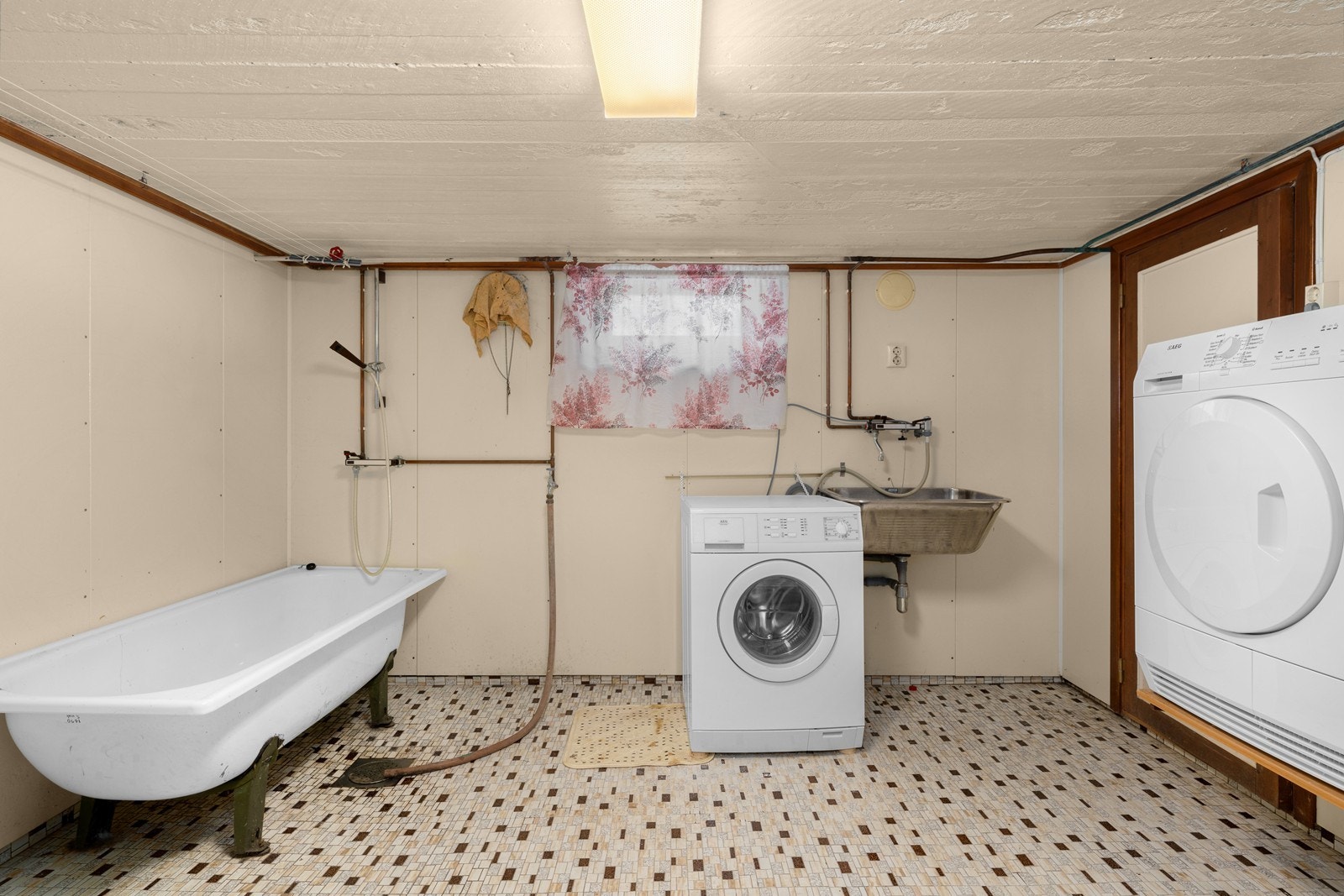 Vaskerom kjeller Galleribilde