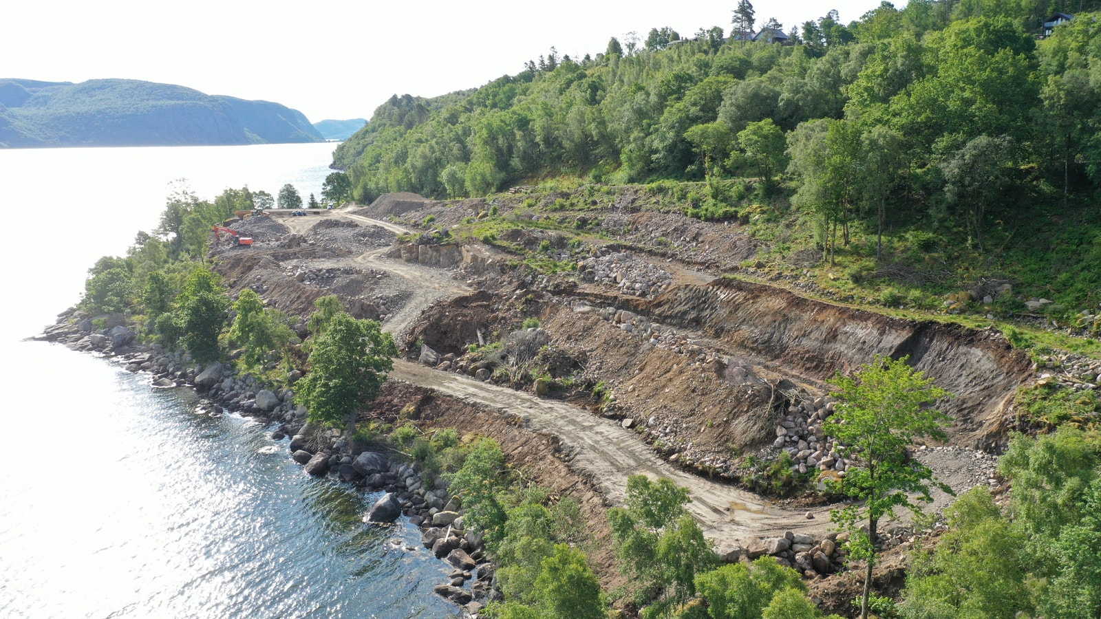 Byggetrinn 2 er påbegynt, kun 15m fra sjøkant! Galleribilde