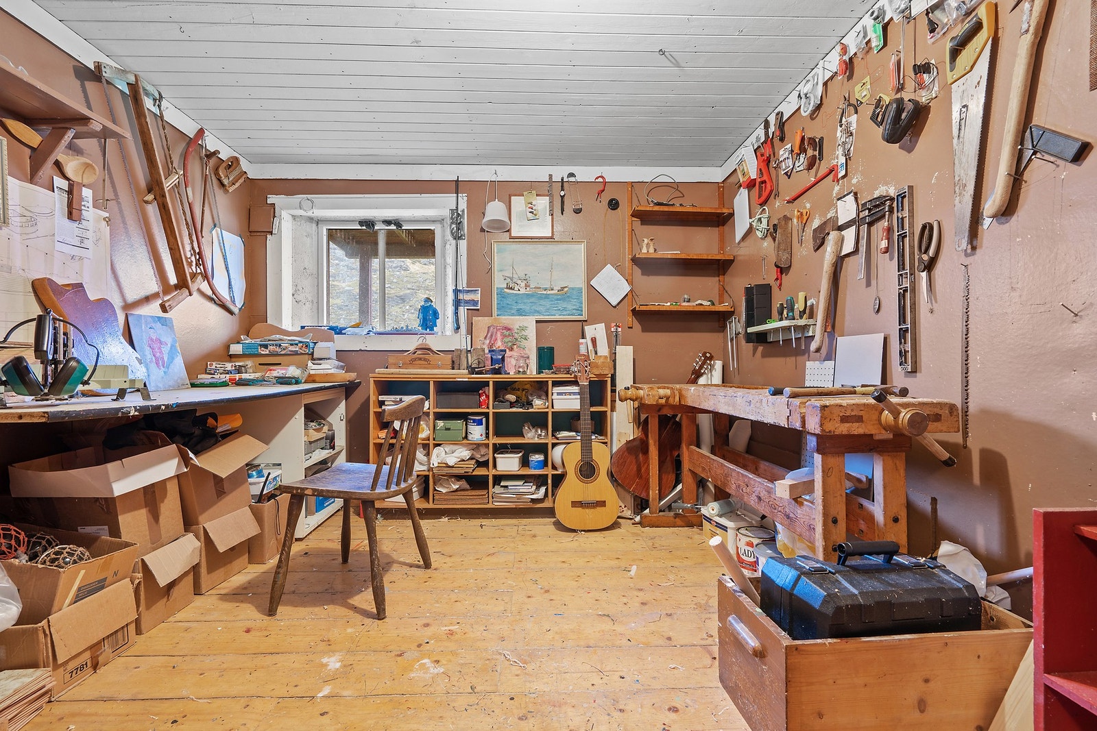Verksted i kjeller Galleribilde