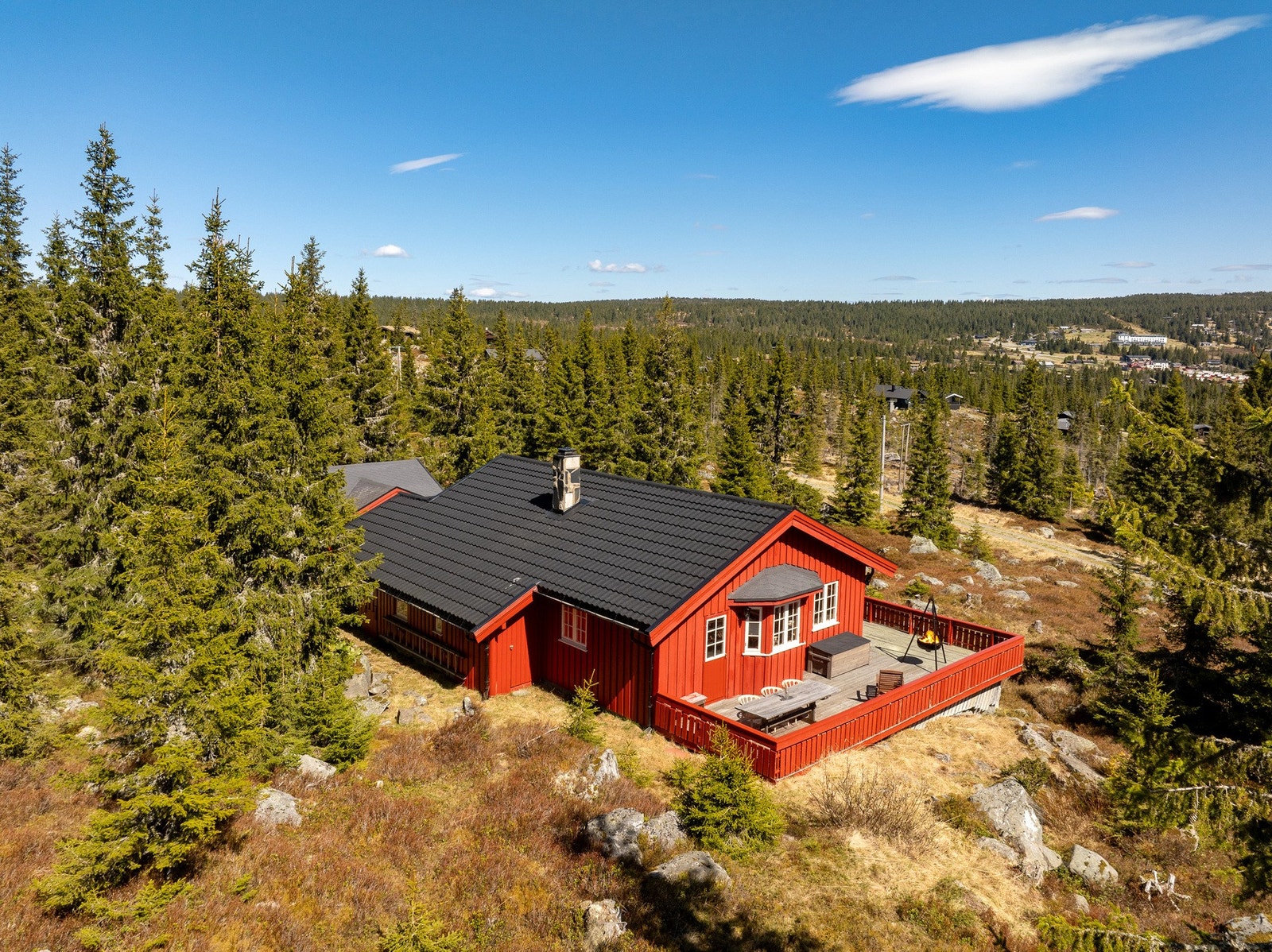 Koselig hytte med inntil liggende anneks/uthus Galleribilde