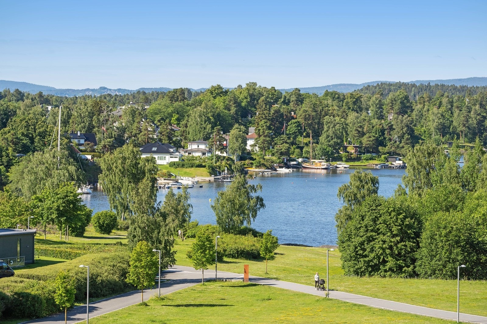 Utsikt mot Koksabukta med badestrand Galleribilde
