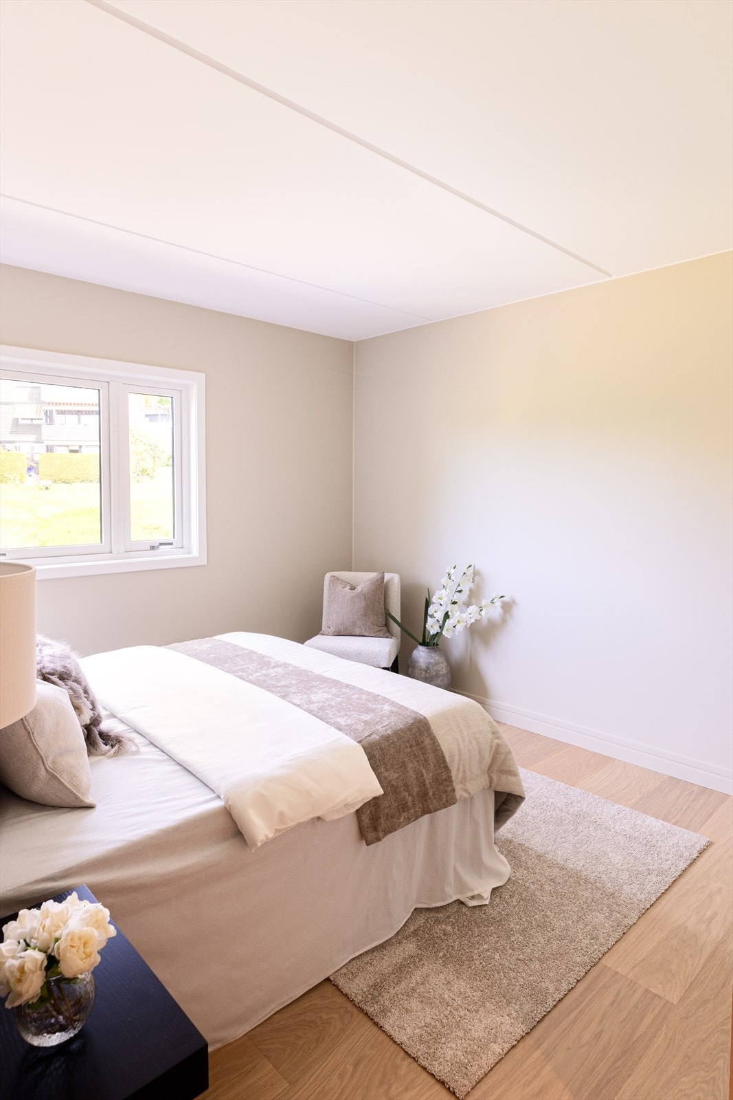 Her er det også plass til å sette opp garderobeskap langs vegg. Galleribilde