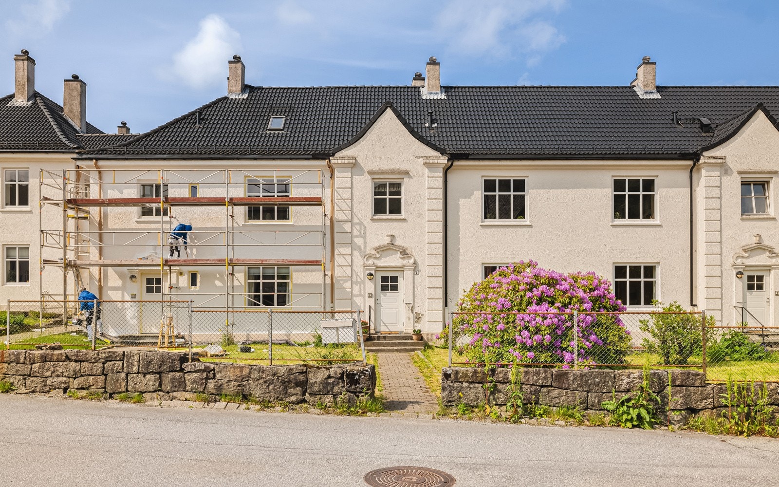Leiligheten ligger fin til i veldrevent borettslag på Kronstad. Galleribilde
