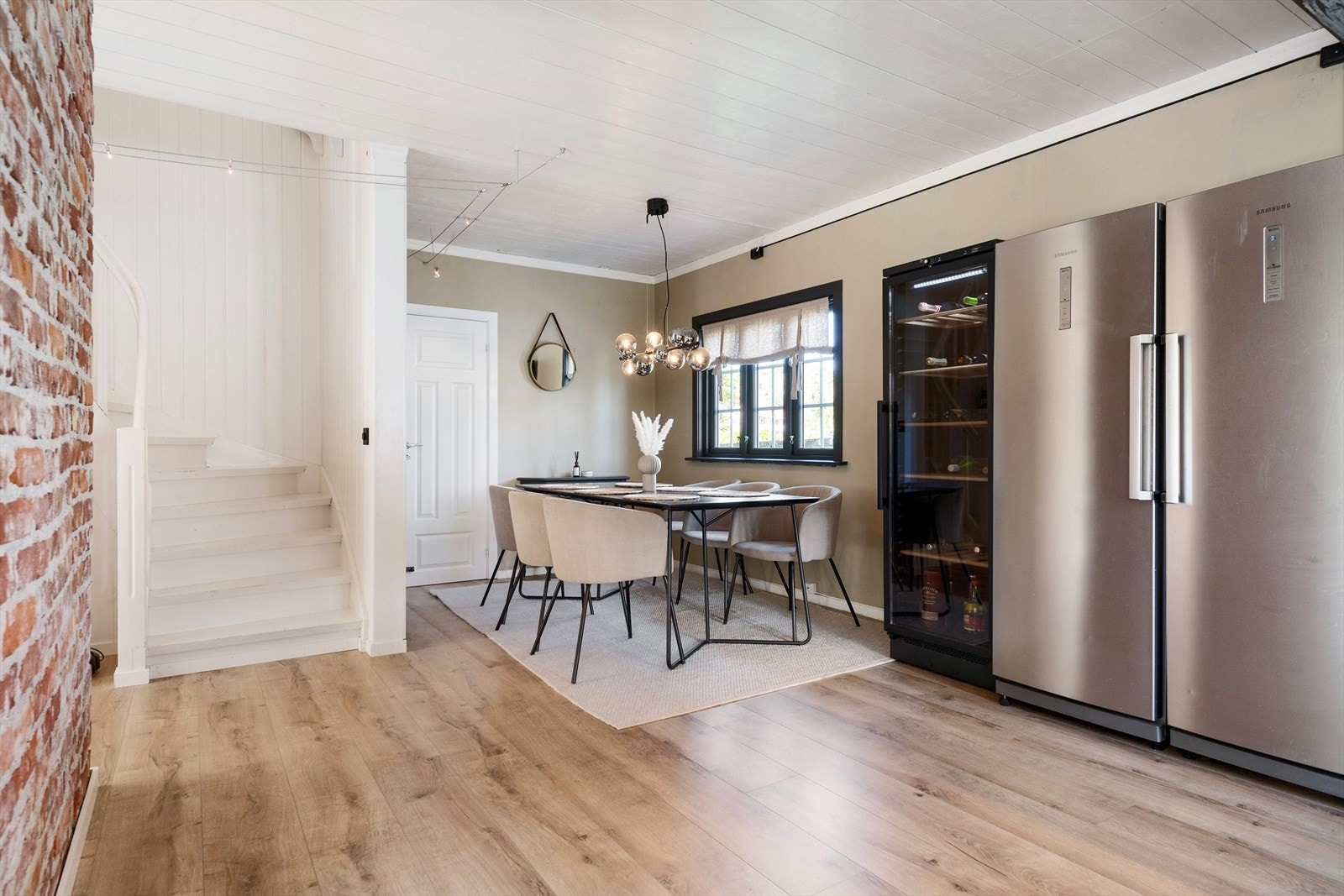 Fullt mulig å ha et større bord her om man ønsker Galleribilde