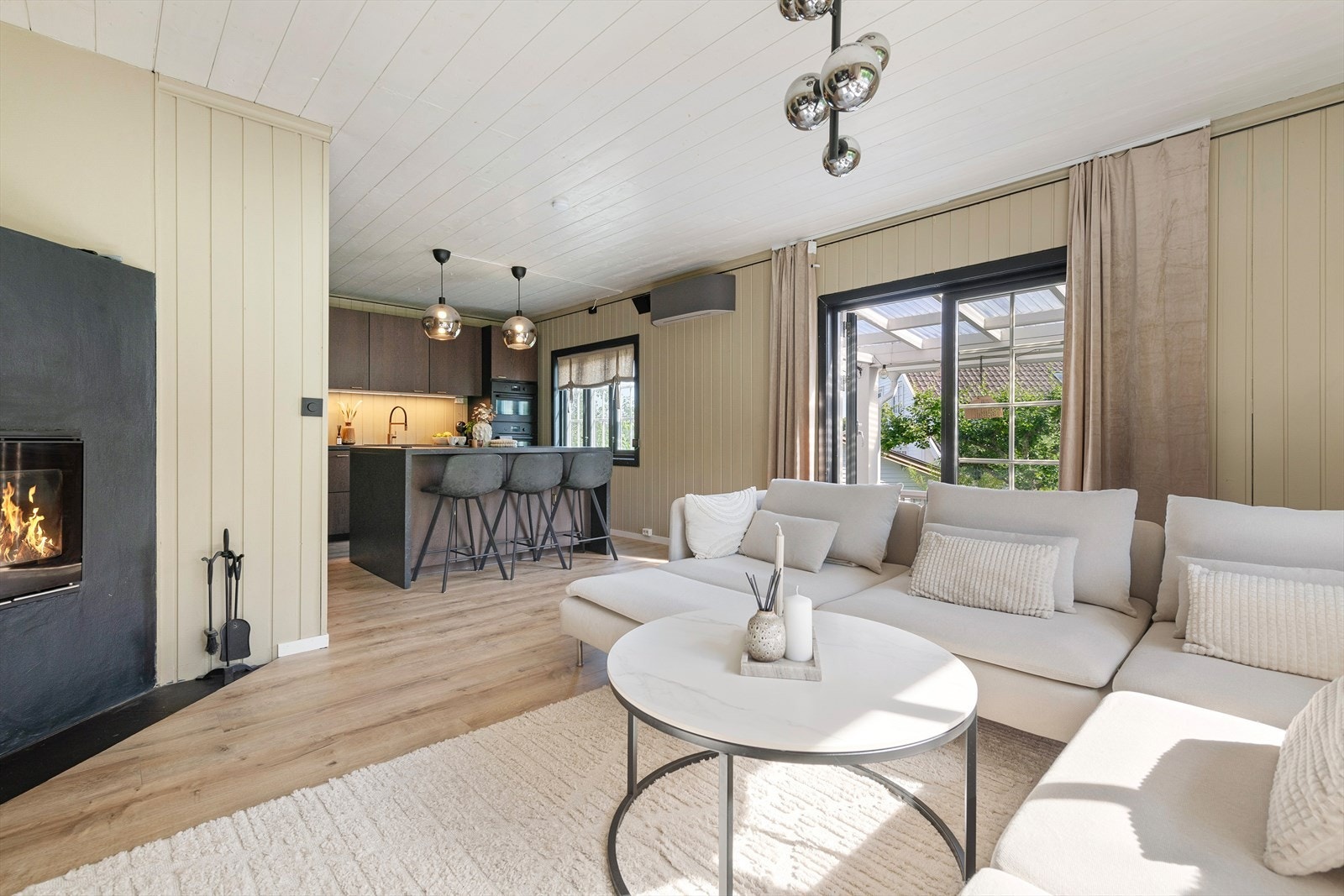 Det er plass til en romslig sofa for hele familien, nyt fredagstacoen her Galleribilde